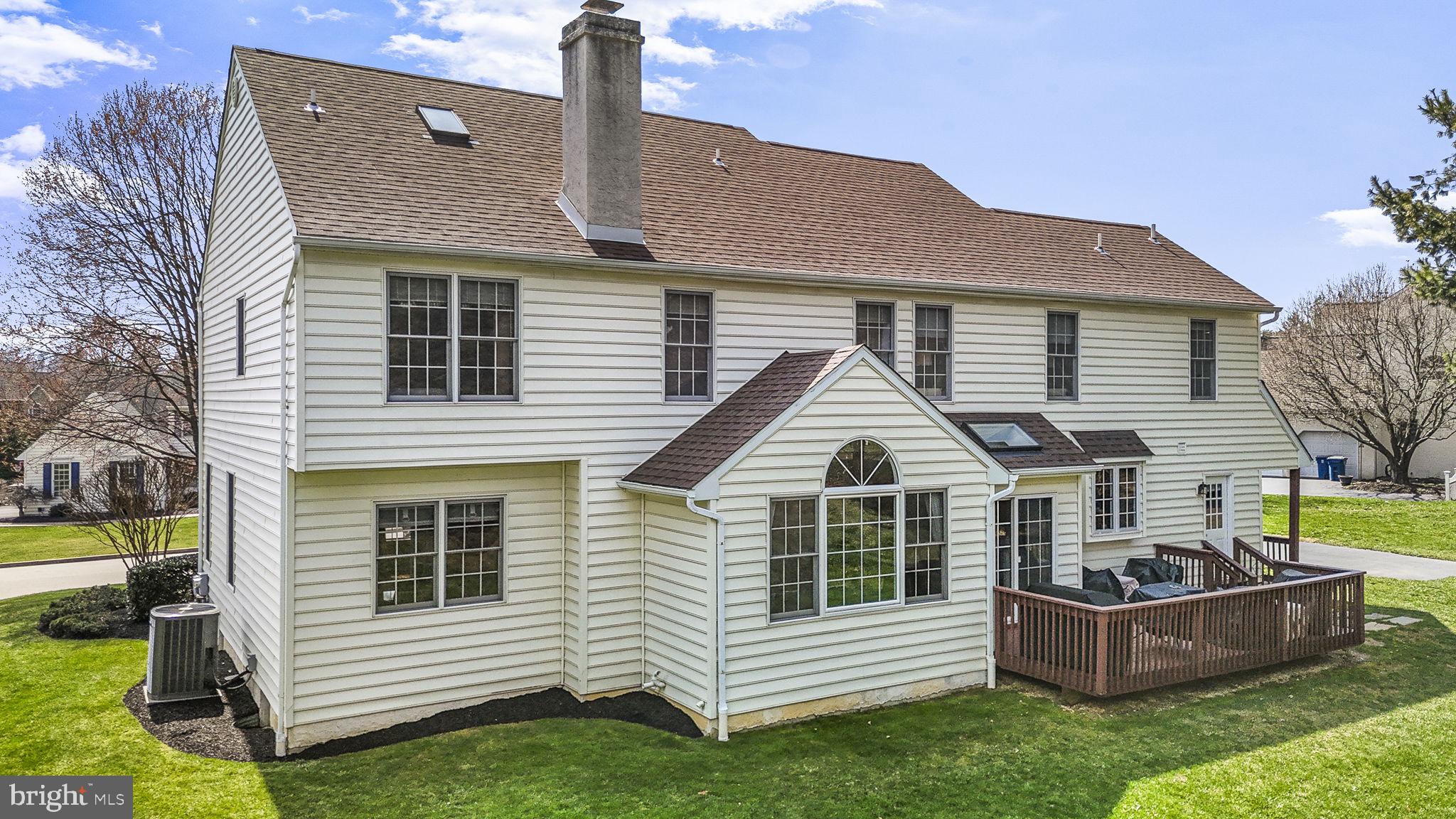 CROSSPOINTE - Residential