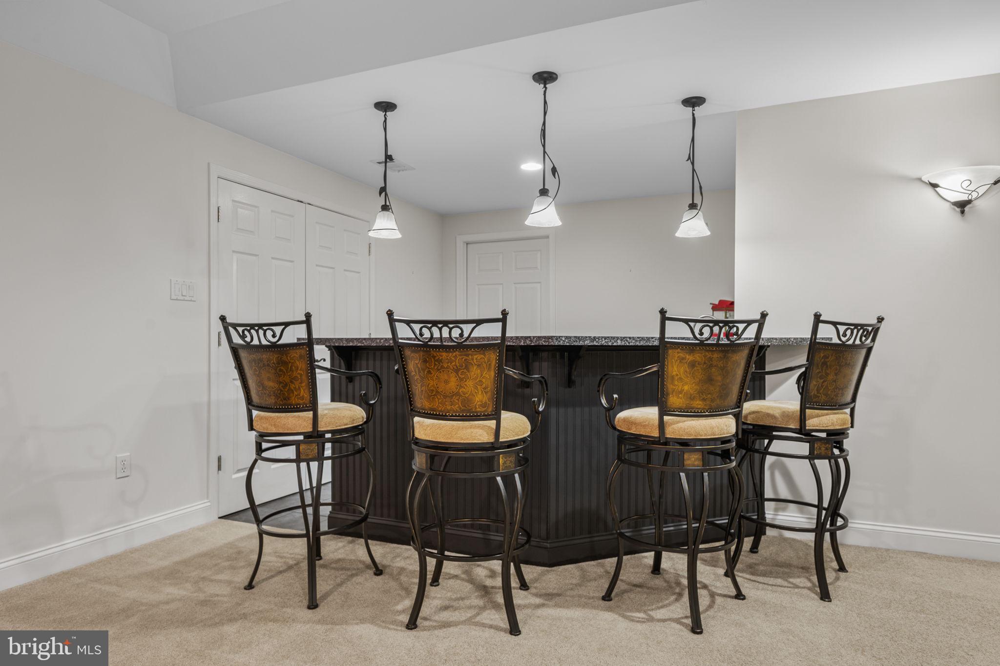 CROSSPOINTE - Residential