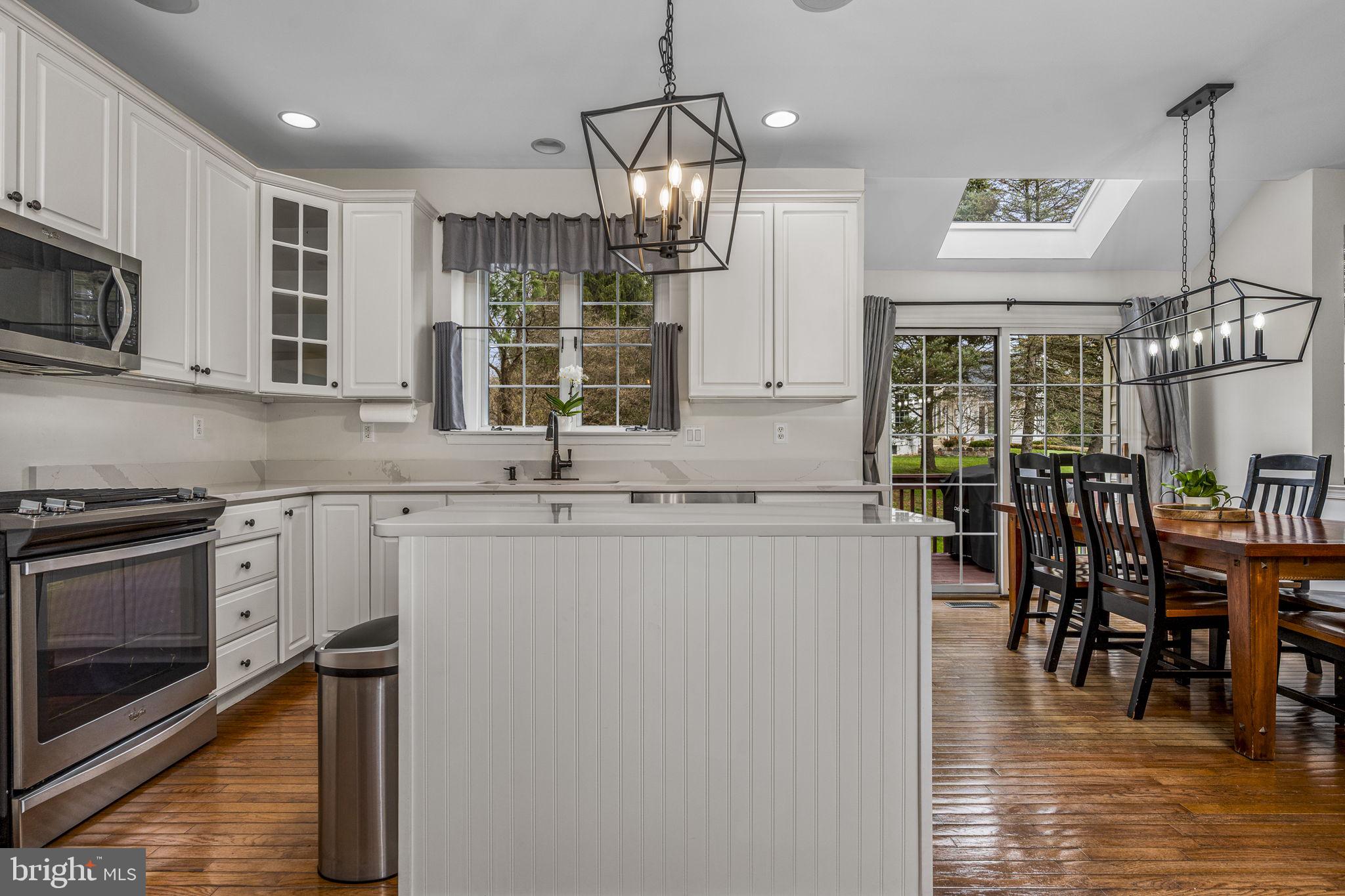 CROSSPOINTE - Residential