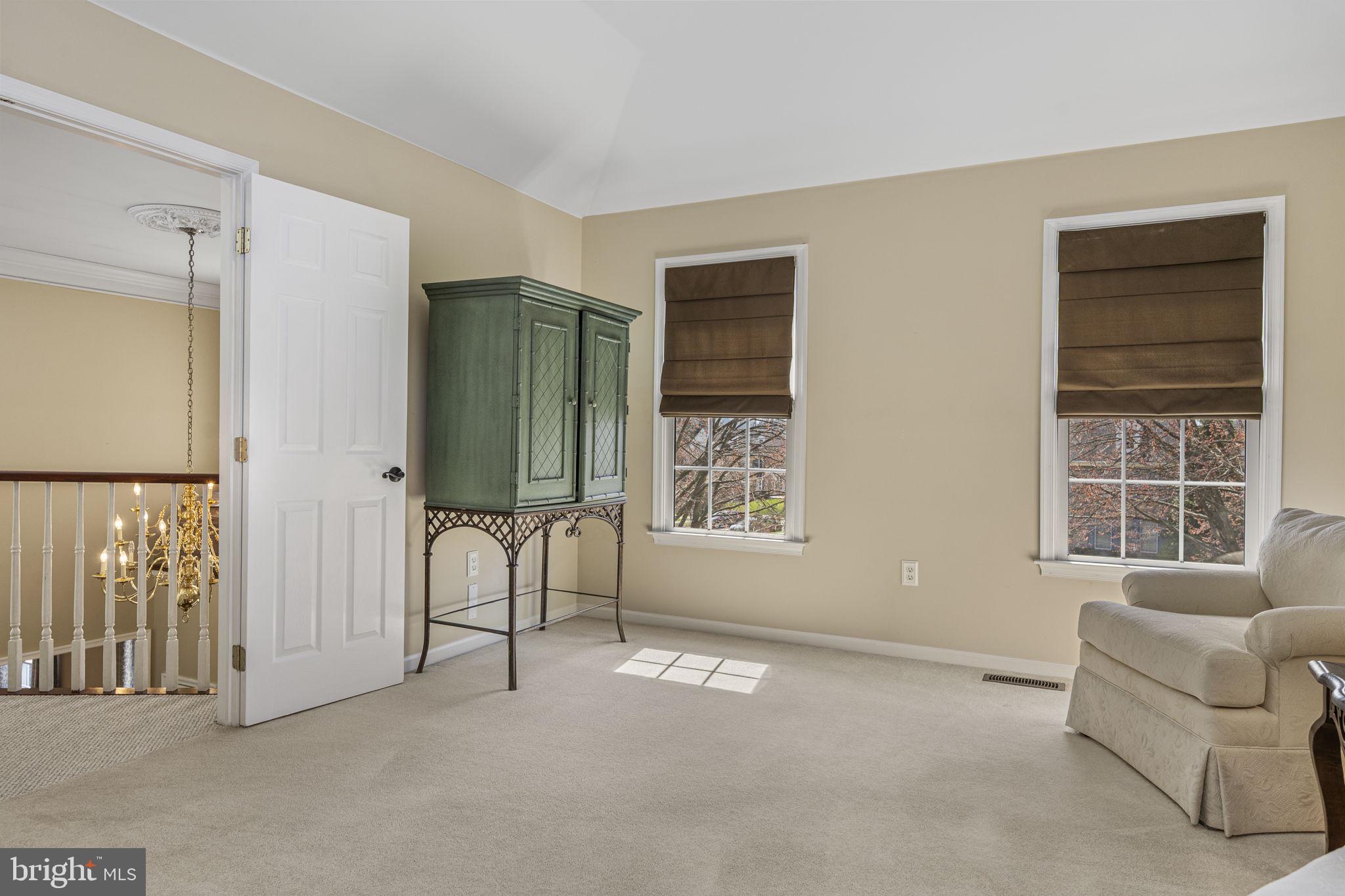 CROSSPOINTE - Residential