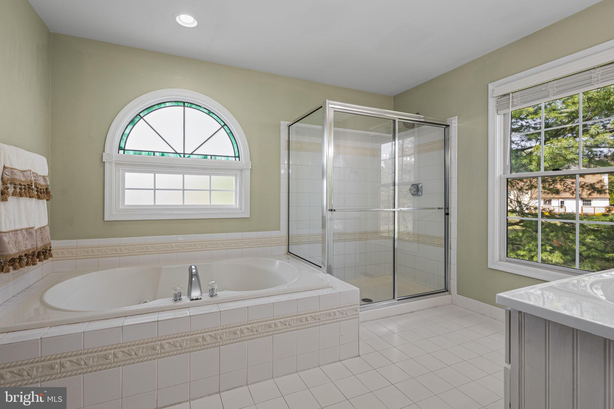 CROSSPOINTE - Residential