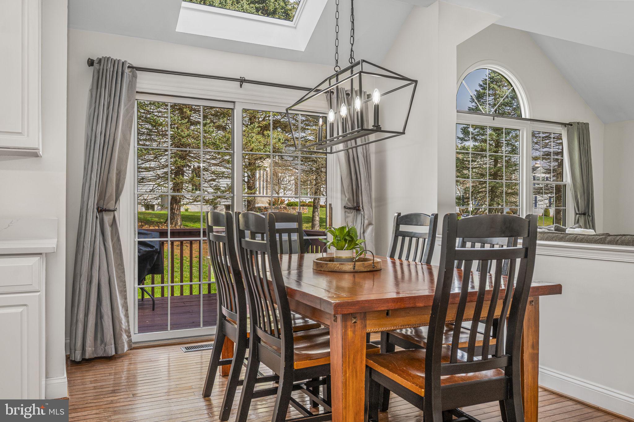 CROSSPOINTE - Residential