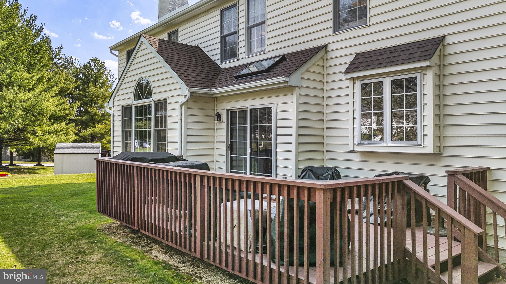 CROSSPOINTE - Residential