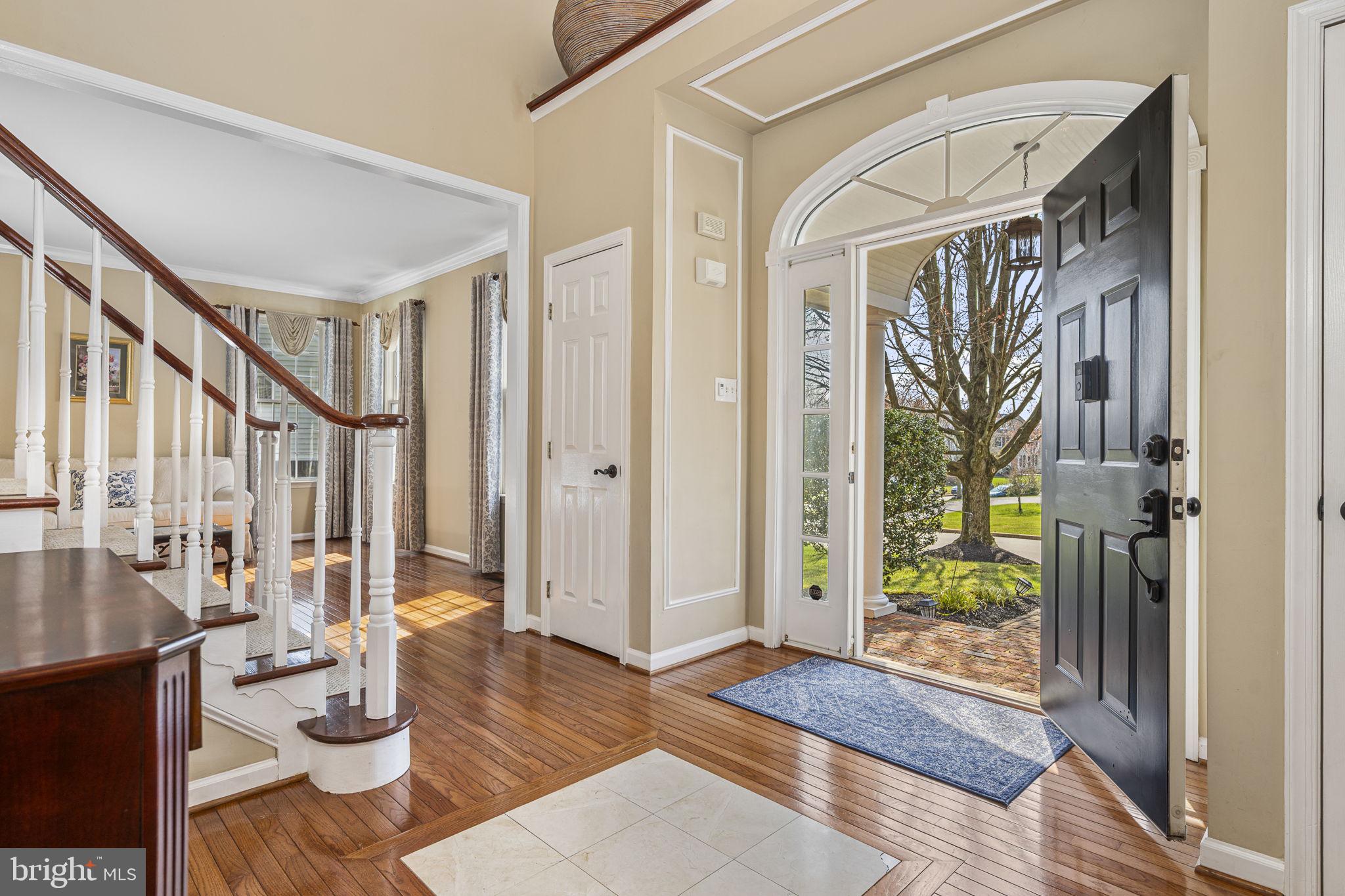 CROSSPOINTE - Residential