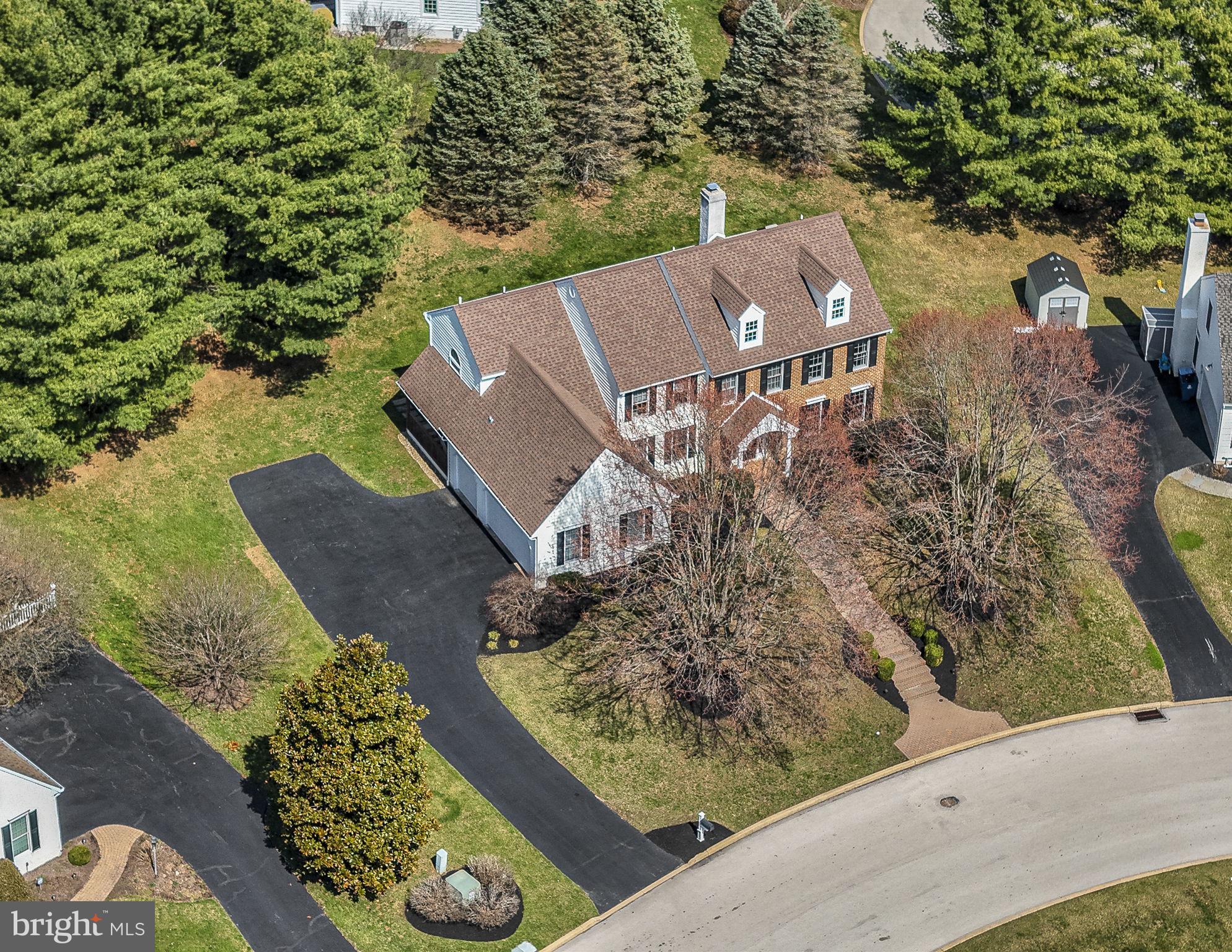 CROSSPOINTE - Residential