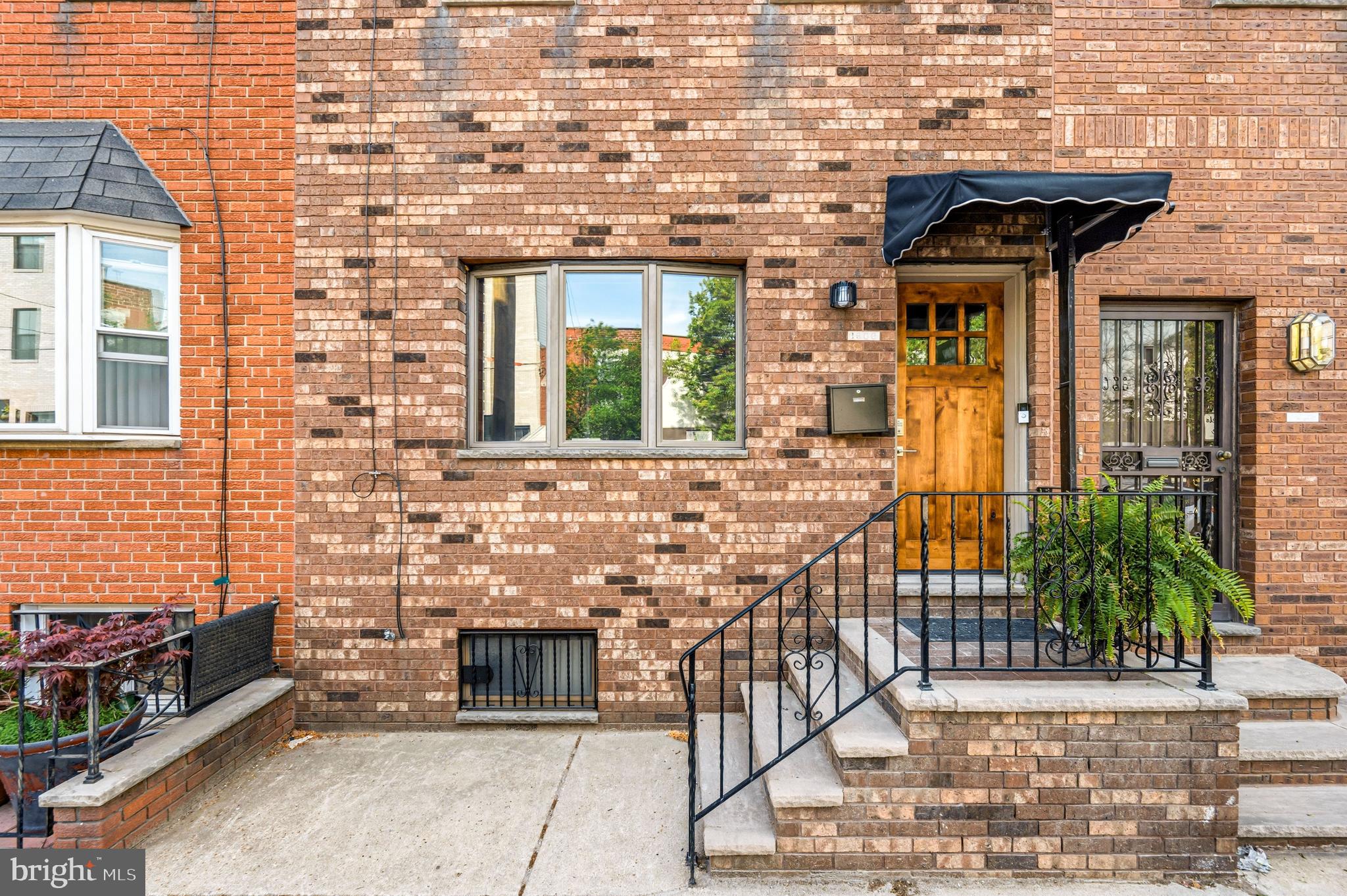 EAST PASSYUNK CROSSING - Residential
