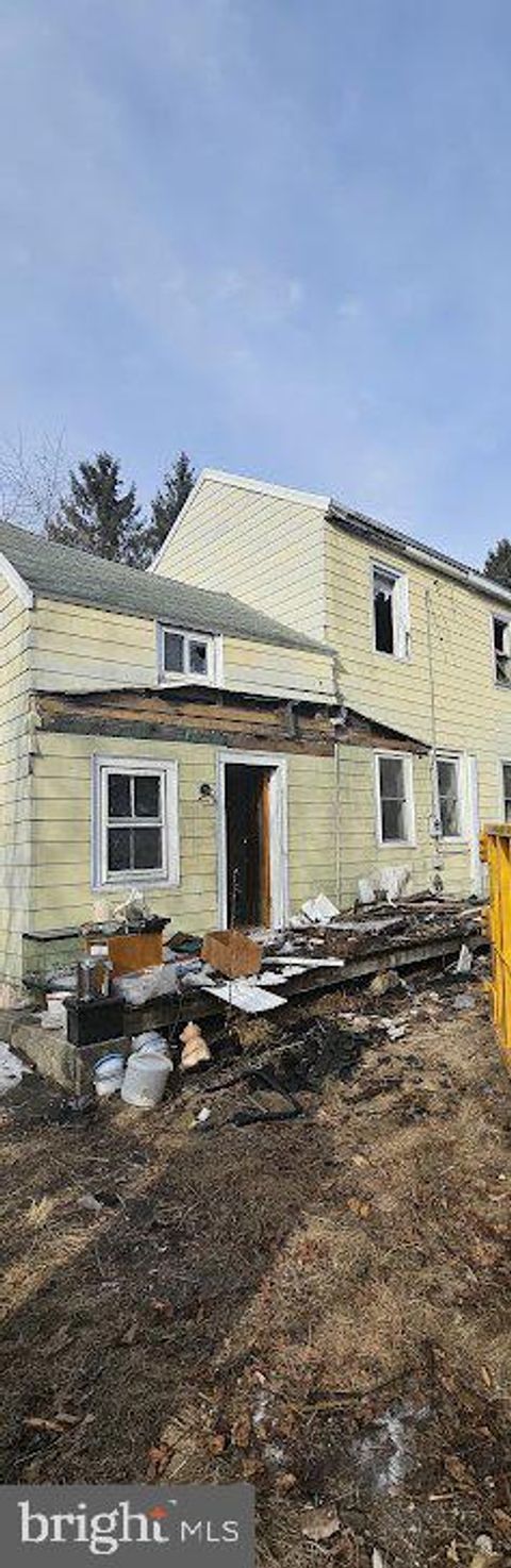 7 HAZE ROAD POTTSVILLE PA 17901