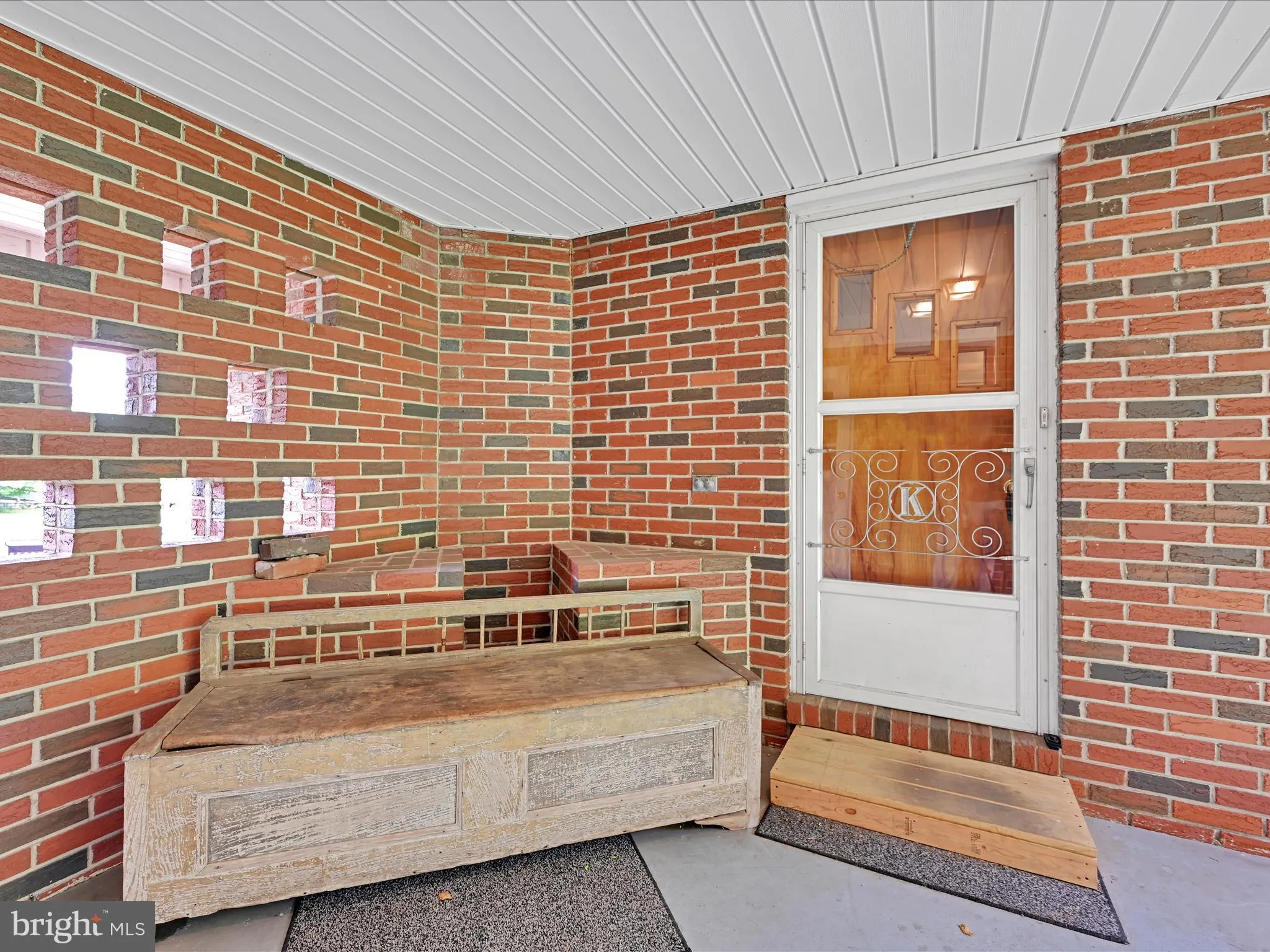 New Ringgold, Pennsylvania 17960, United States, 3 Bedrooms Bedrooms, ,2 BathroomsBathrooms,Residential,Pending,141998