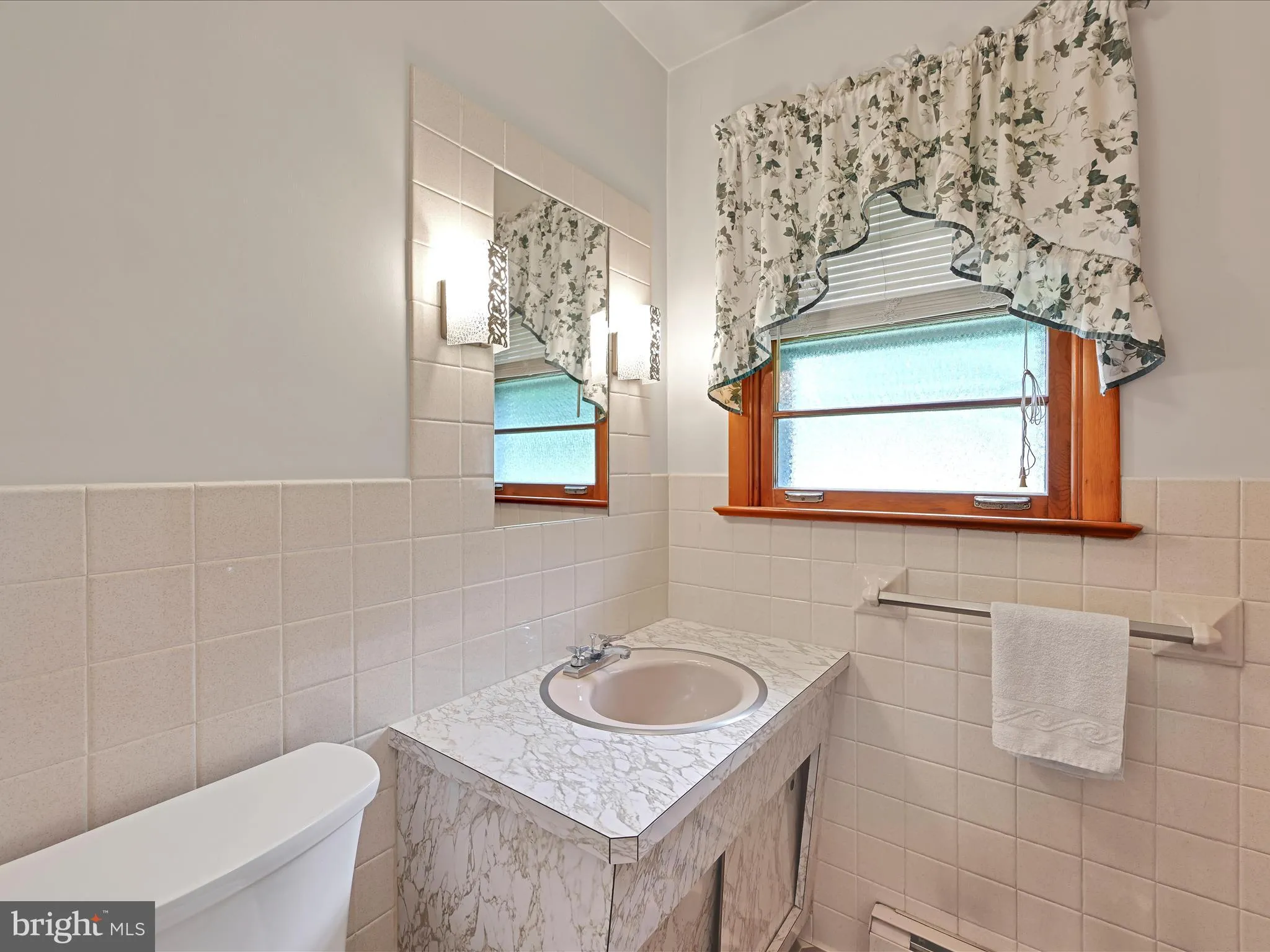 New Ringgold, Pennsylvania 17960, United States, 3 Bedrooms Bedrooms, ,2 BathroomsBathrooms,Residential,Pending,141998