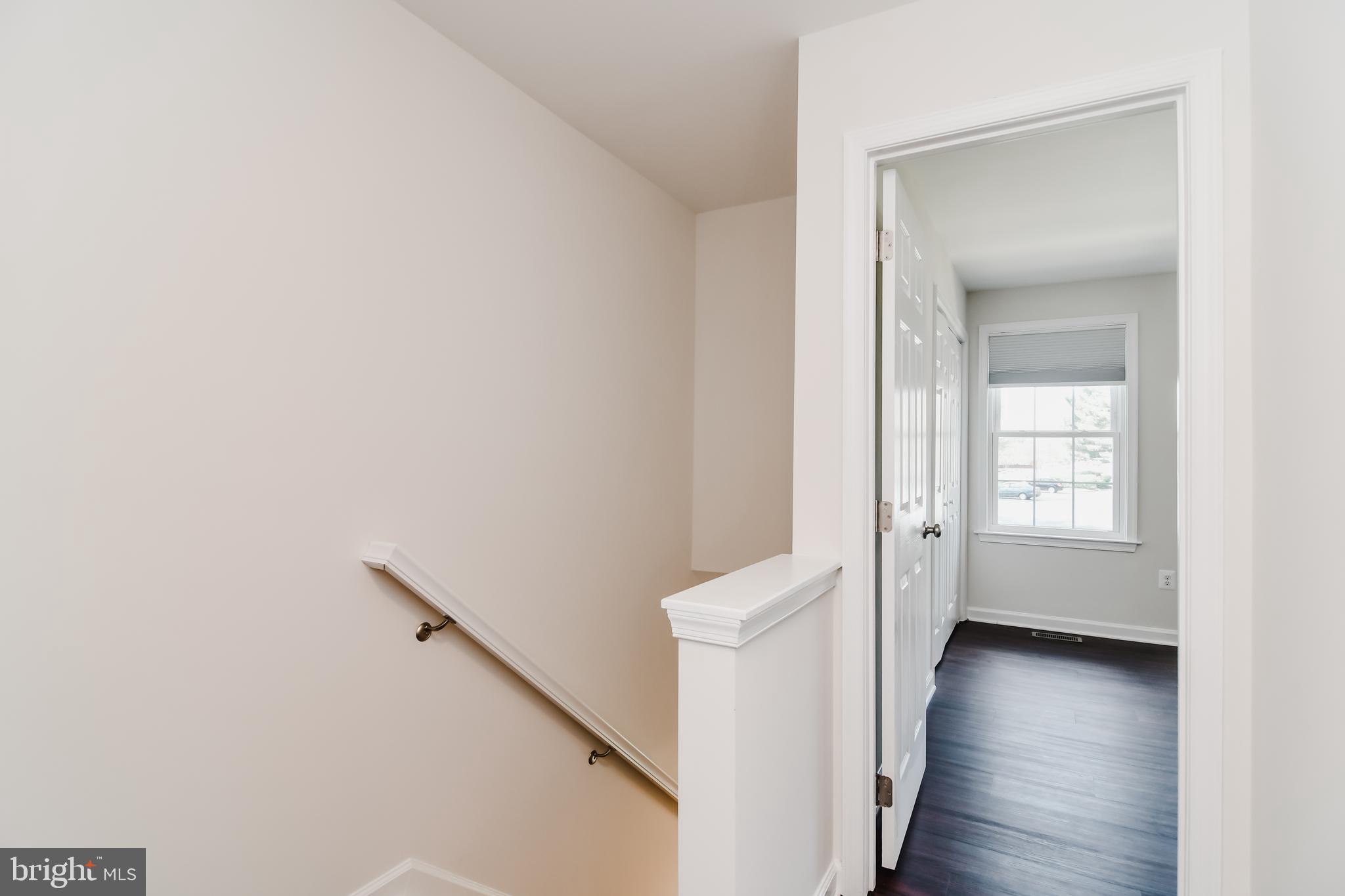 WHISPERING WOODS - Residential