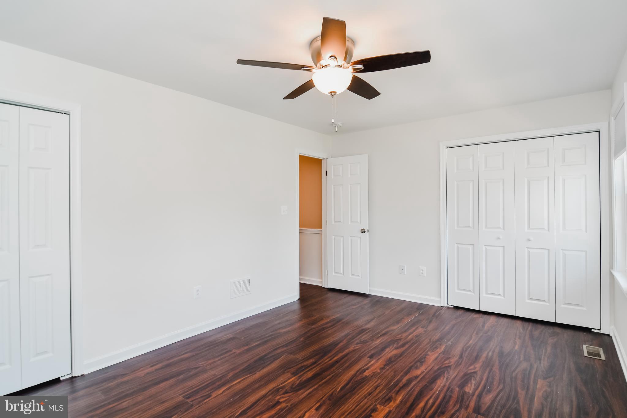 WHISPERING WOODS - Residential