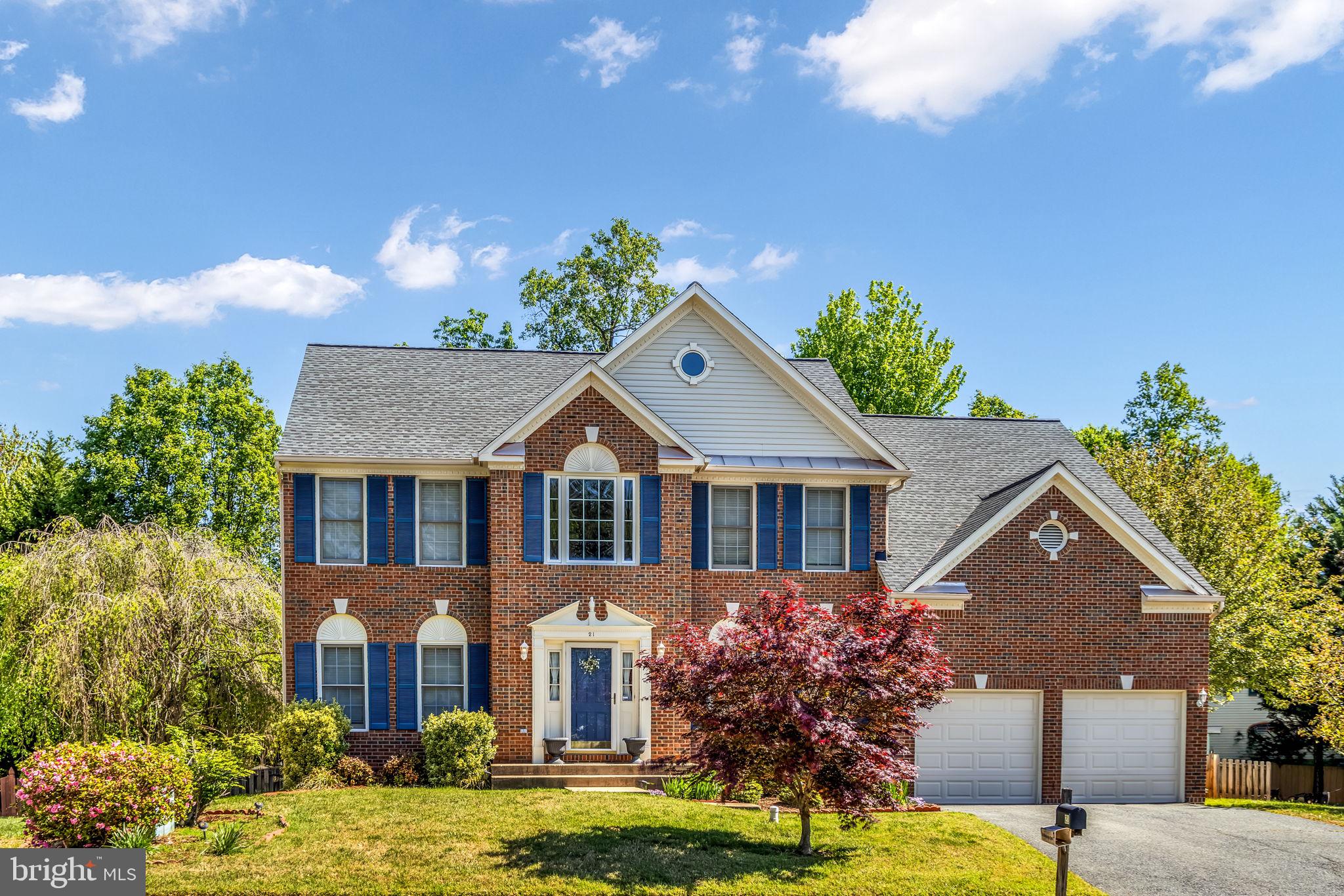 HAMPTON OAKS - Residential