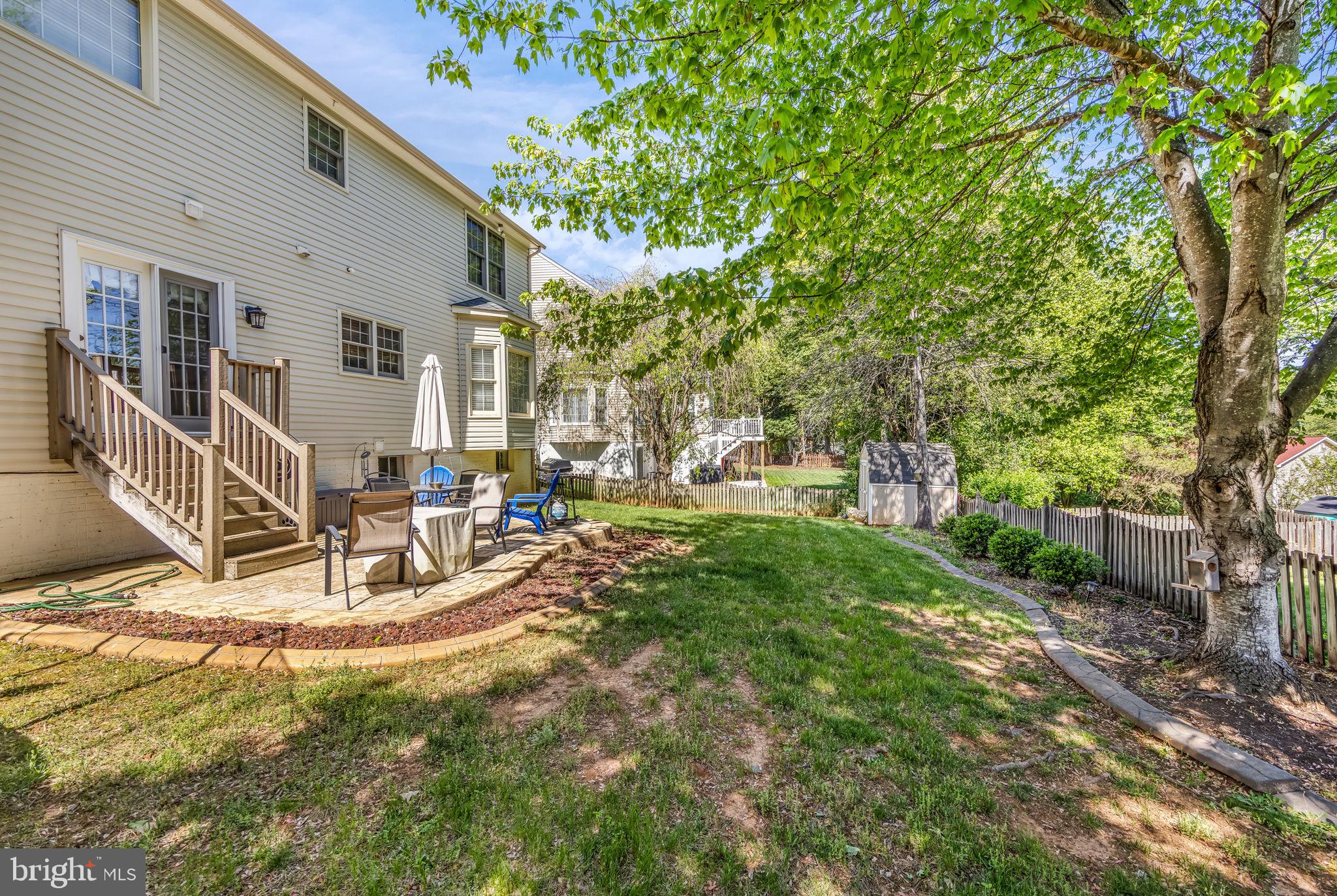 HAMPTON OAKS - Residential