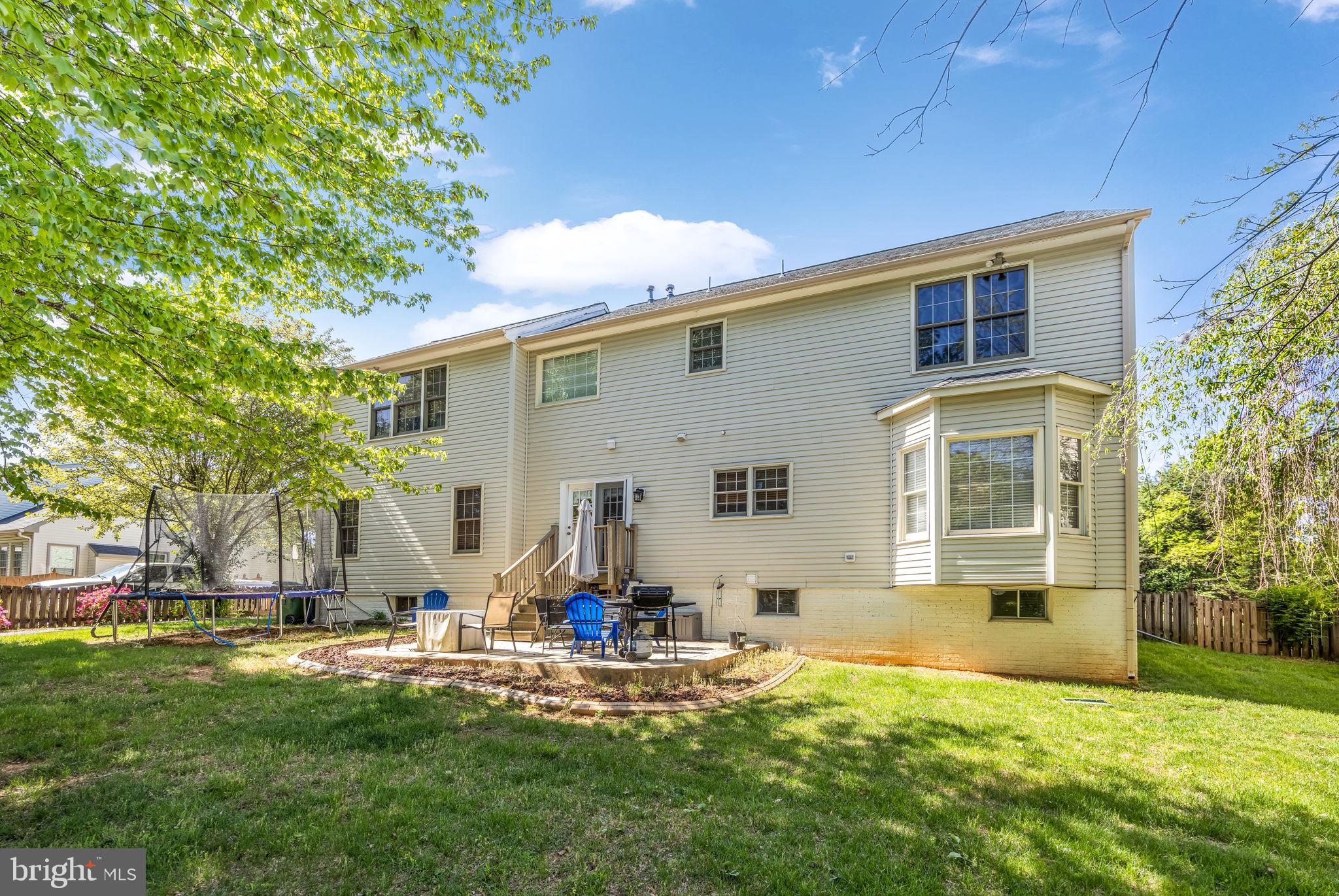HAMPTON OAKS - Residential