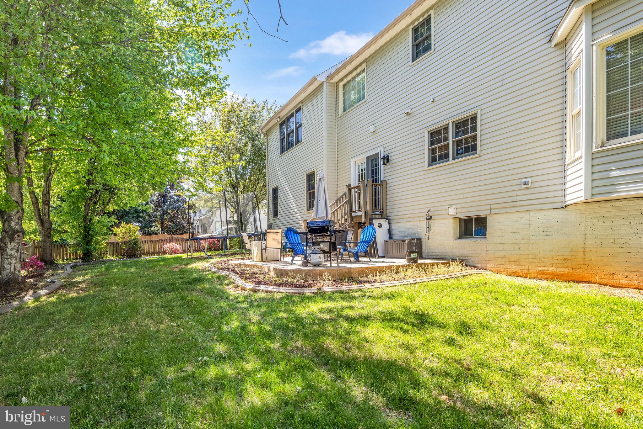 HAMPTON OAKS - Residential