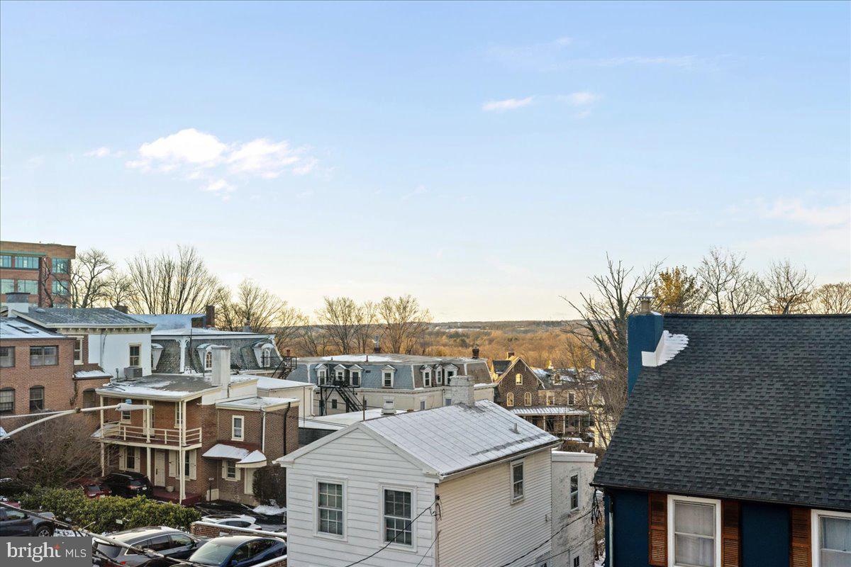 DOYLESTOWN BORO - Residential