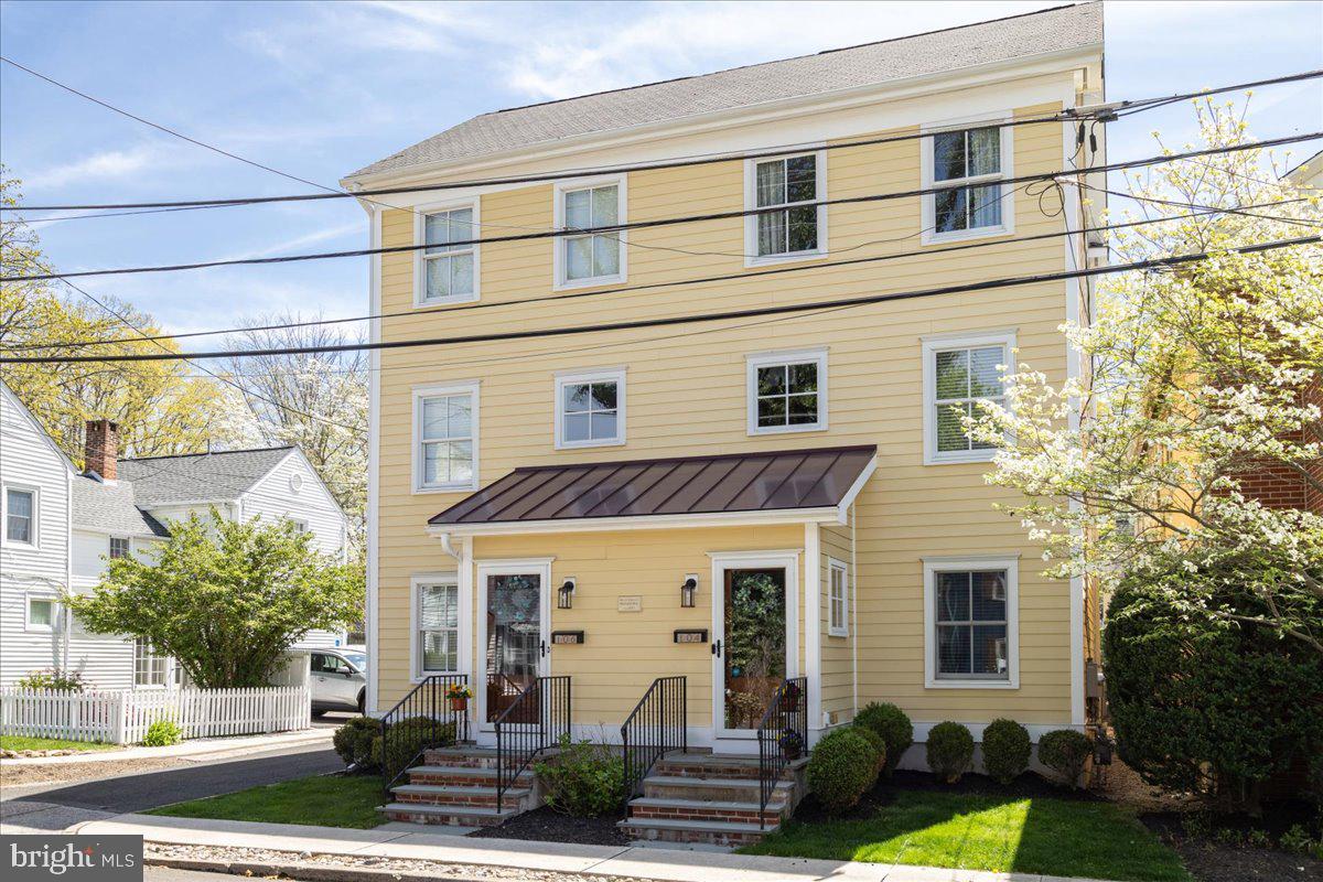 DOYLESTOWN BORO - Residential