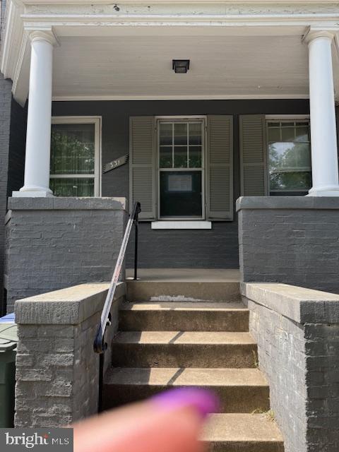 331 5TH STREET SE