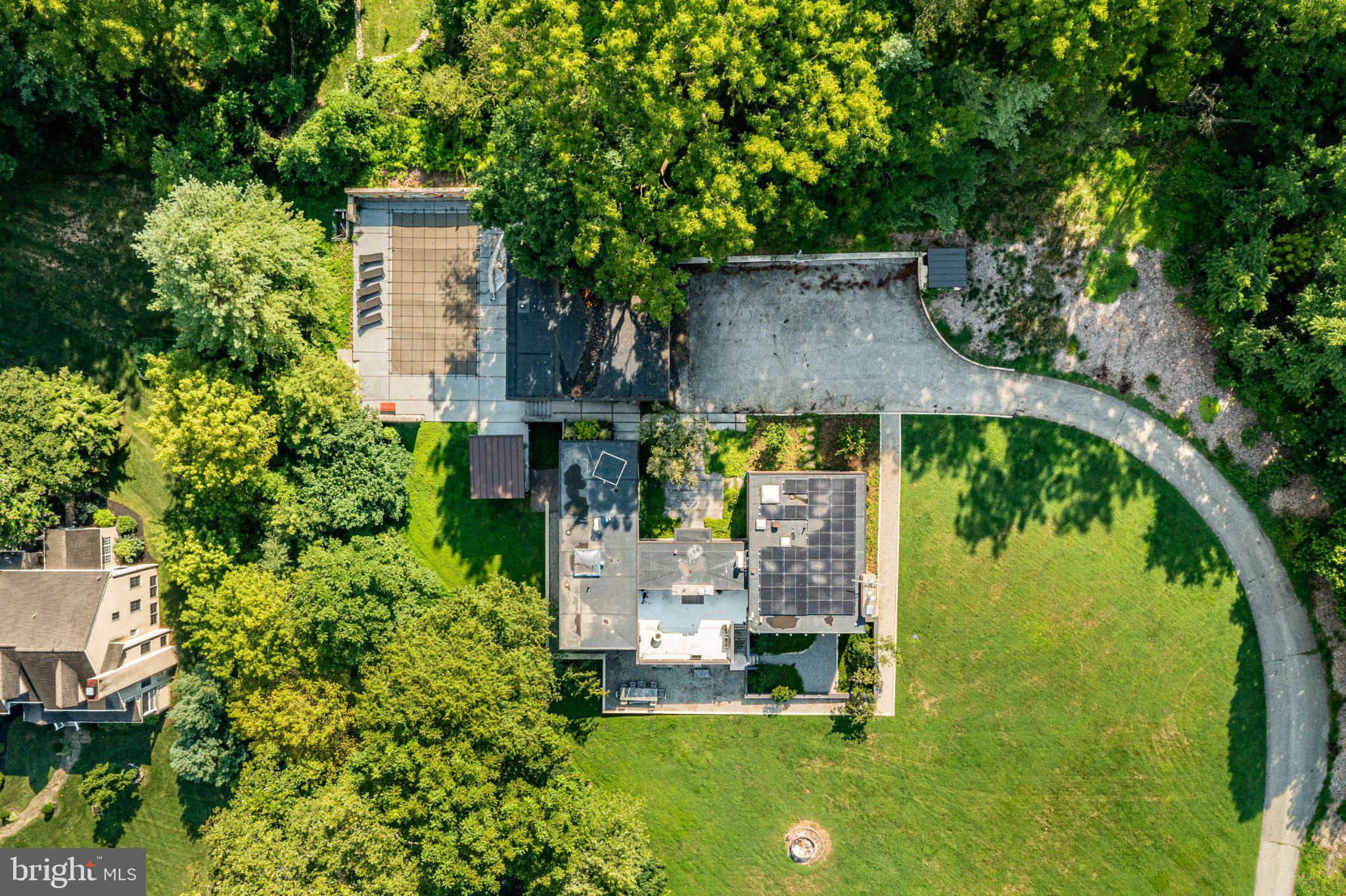 857 BRIARWOOD ROAD