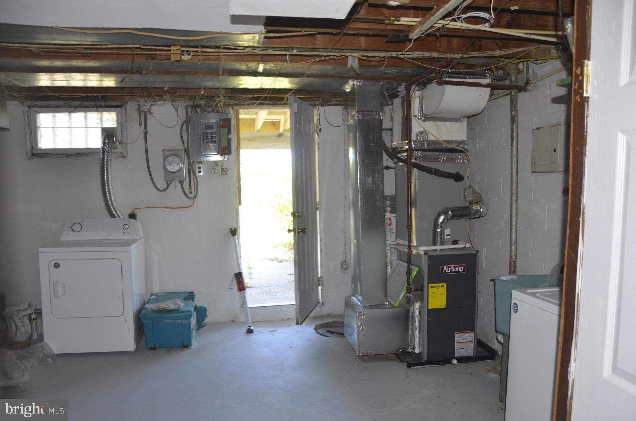 FRANKFORD ESTATES - Residential