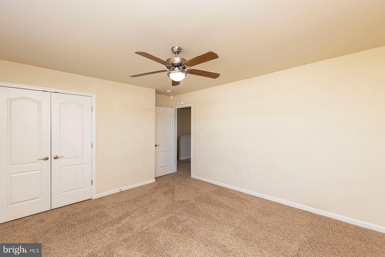 SPRINGDALE FARM - Residential