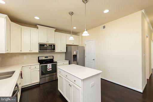 SPRINGDALE FARM - Residential