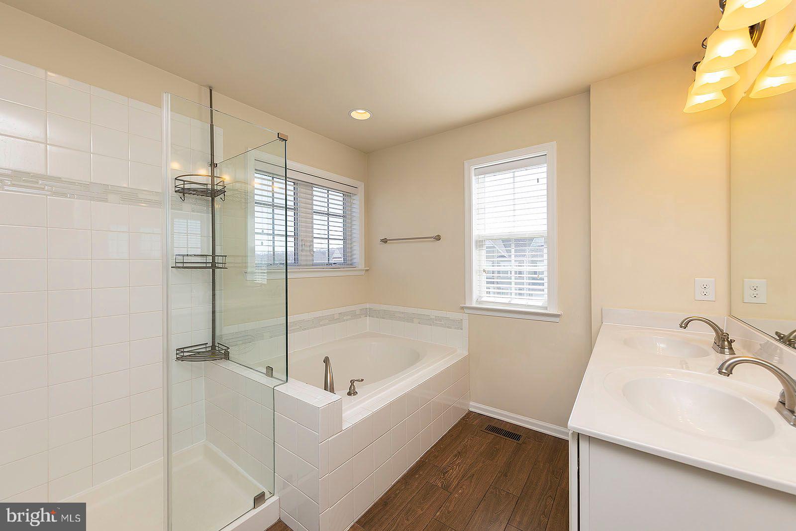 SPRINGDALE FARM - Residential