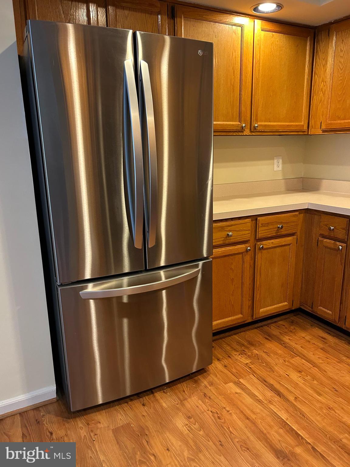 ASHBURN FARM - Residential Lease