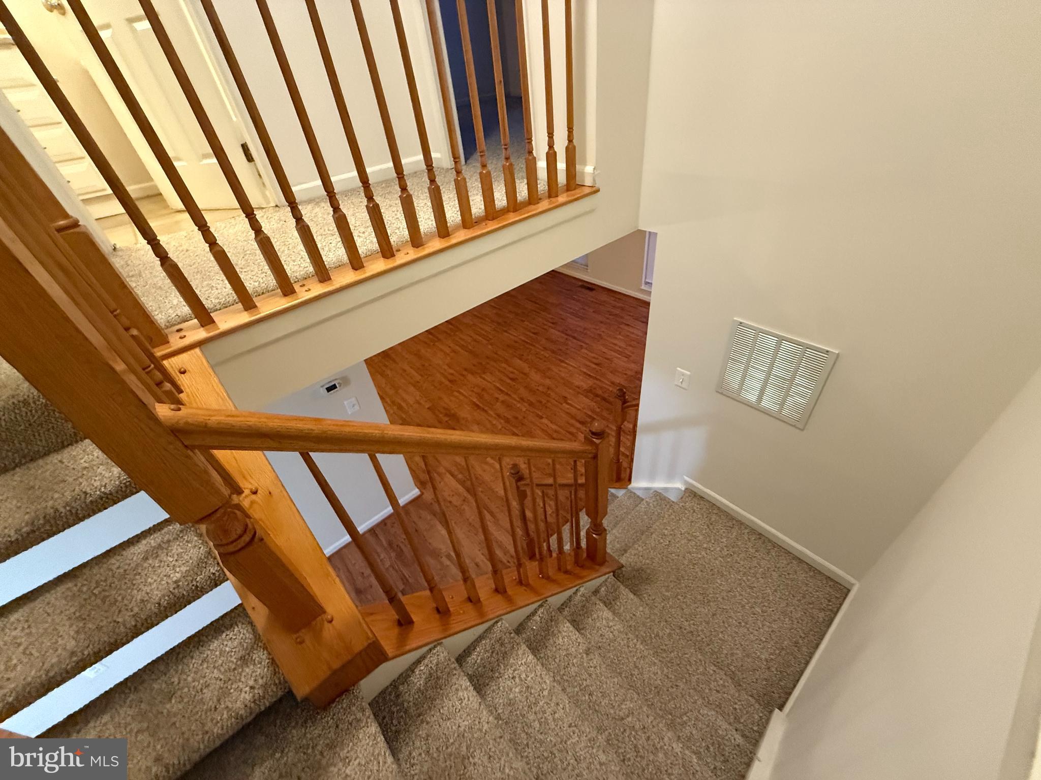 ASHBURN FARM - Residential Lease