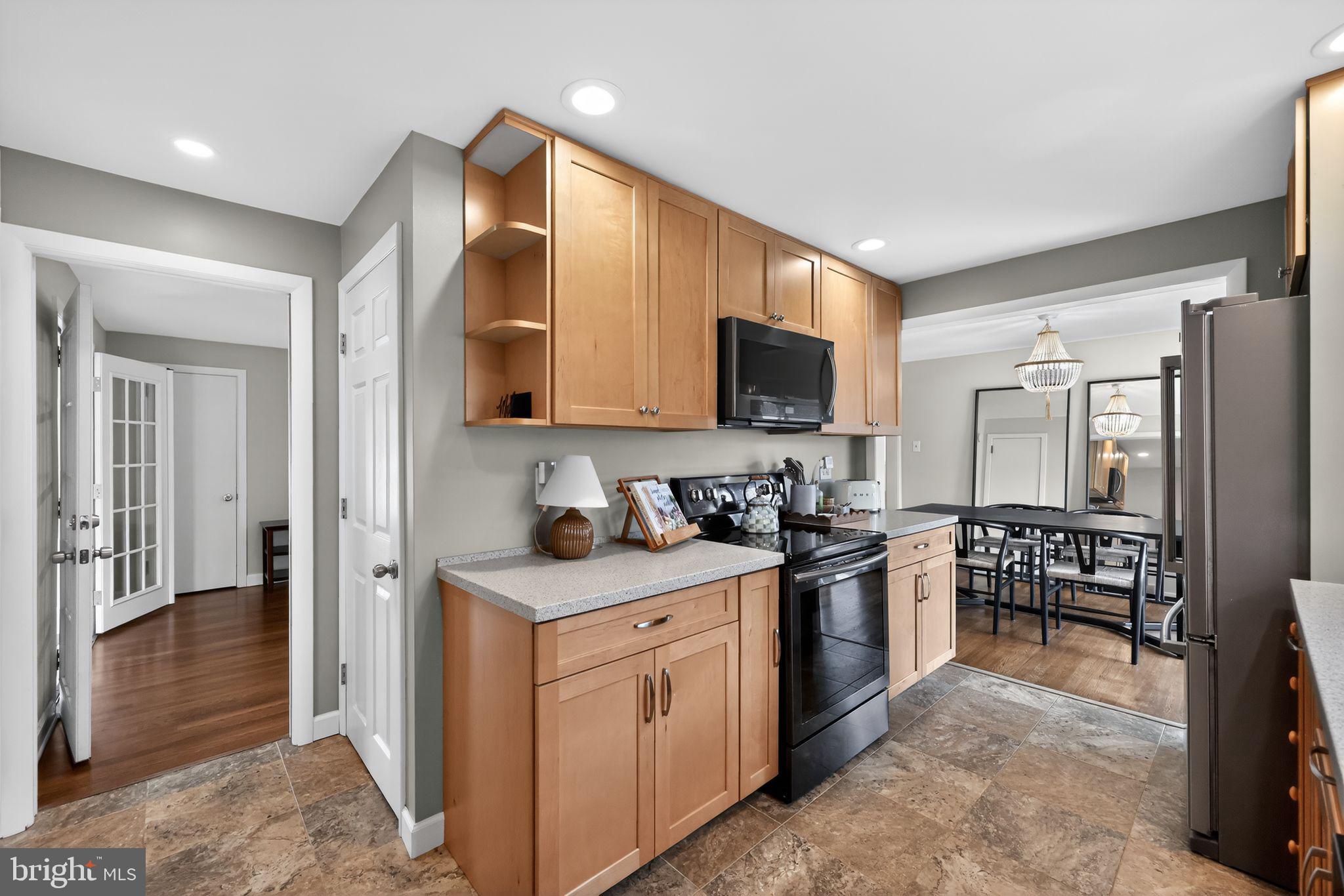 PENN VALLEY MANOR - Residential