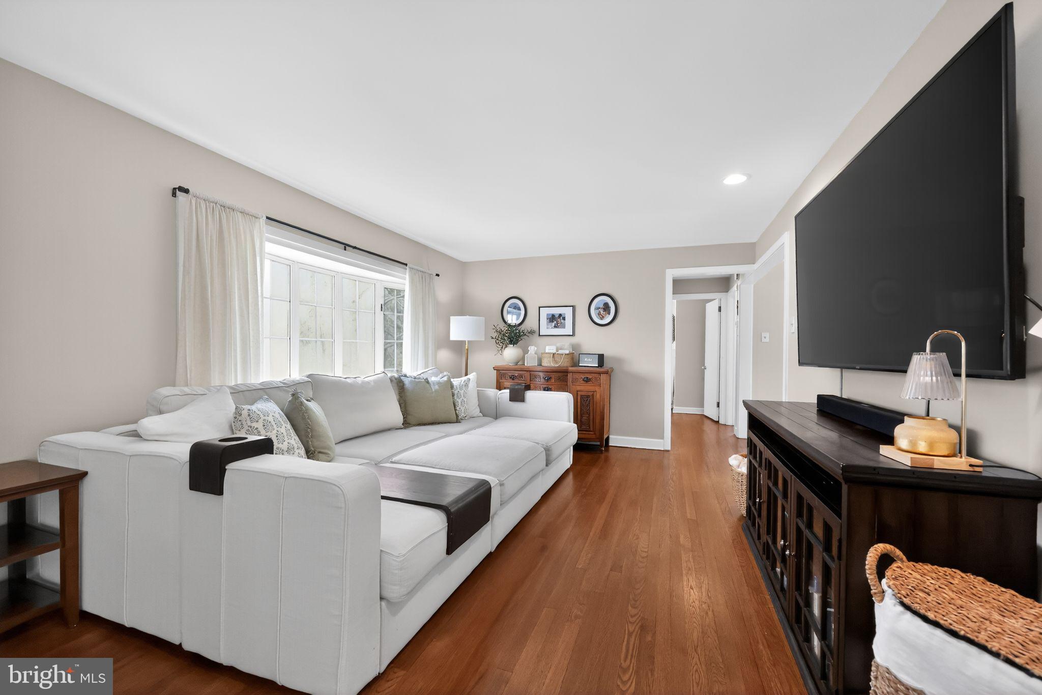 PENN VALLEY MANOR - Residential