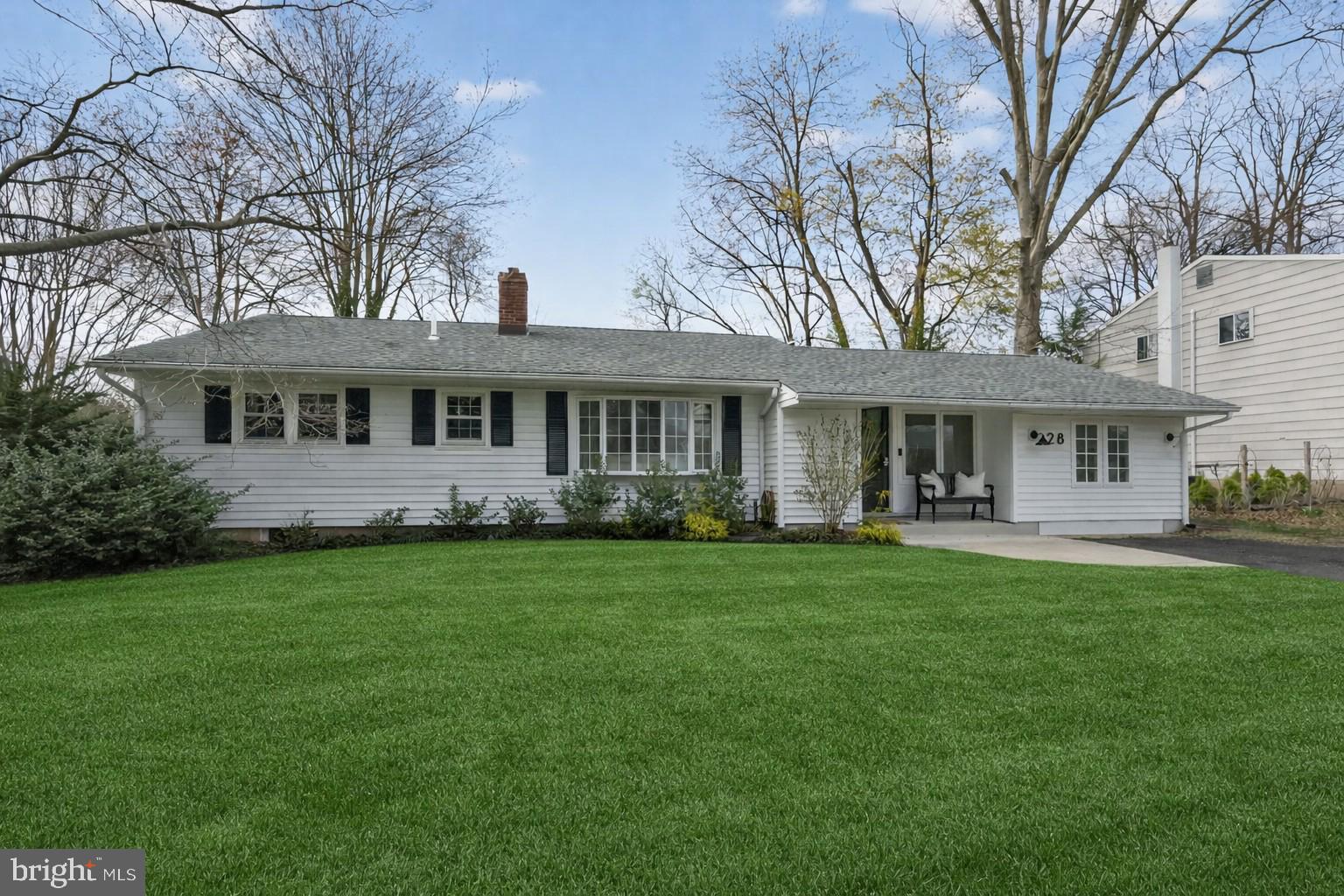 PENN VALLEY MANOR - Residential