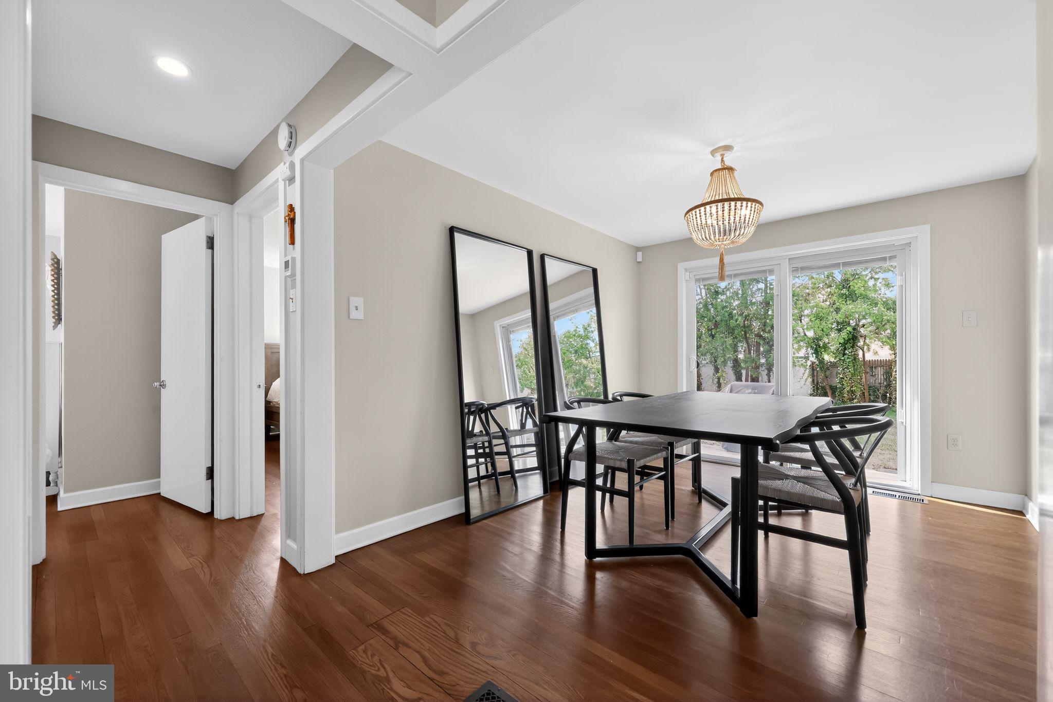 PENN VALLEY MANOR - Residential