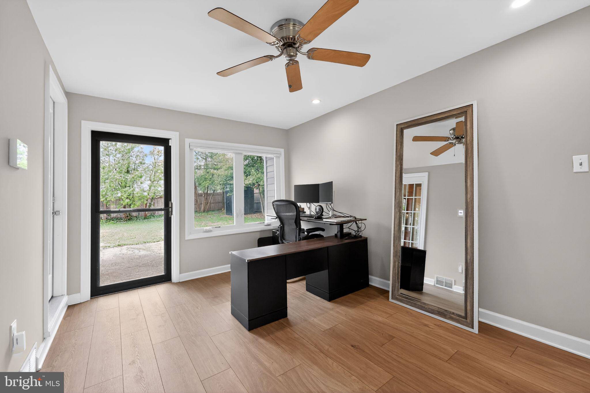 PENN VALLEY MANOR - Residential