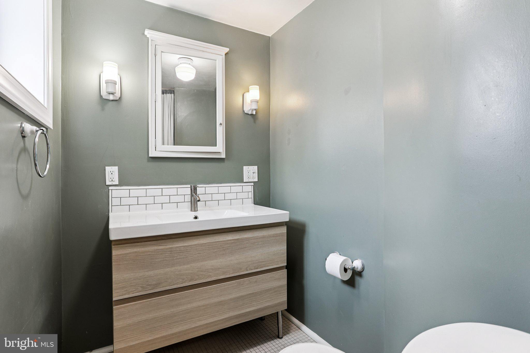 GRADUATE HOSPITAL - Residential