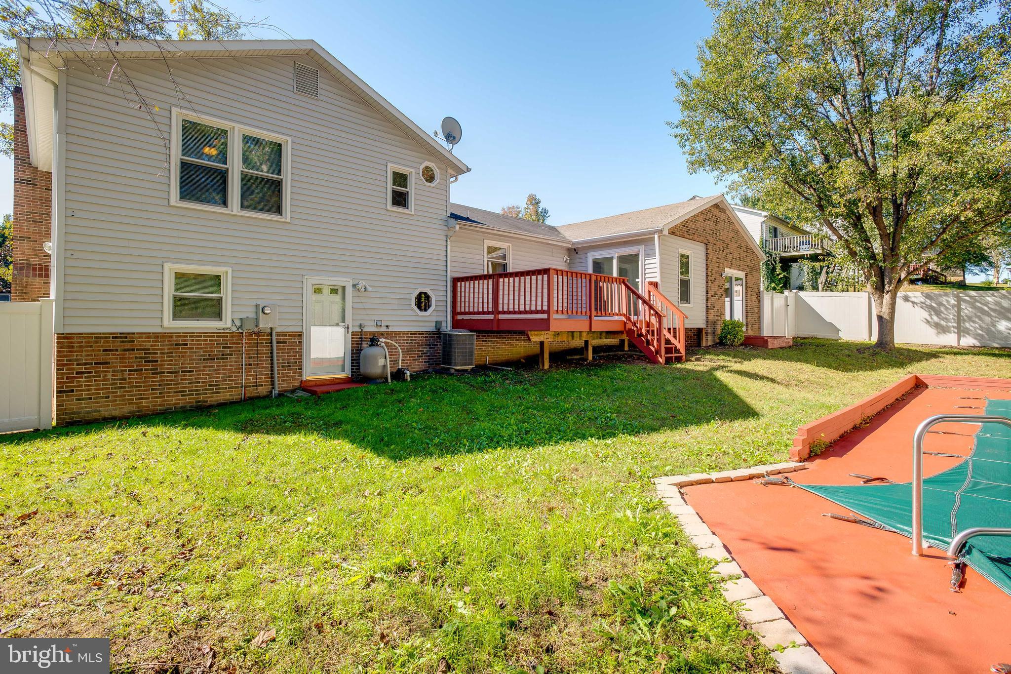 CAMELOT - Residential