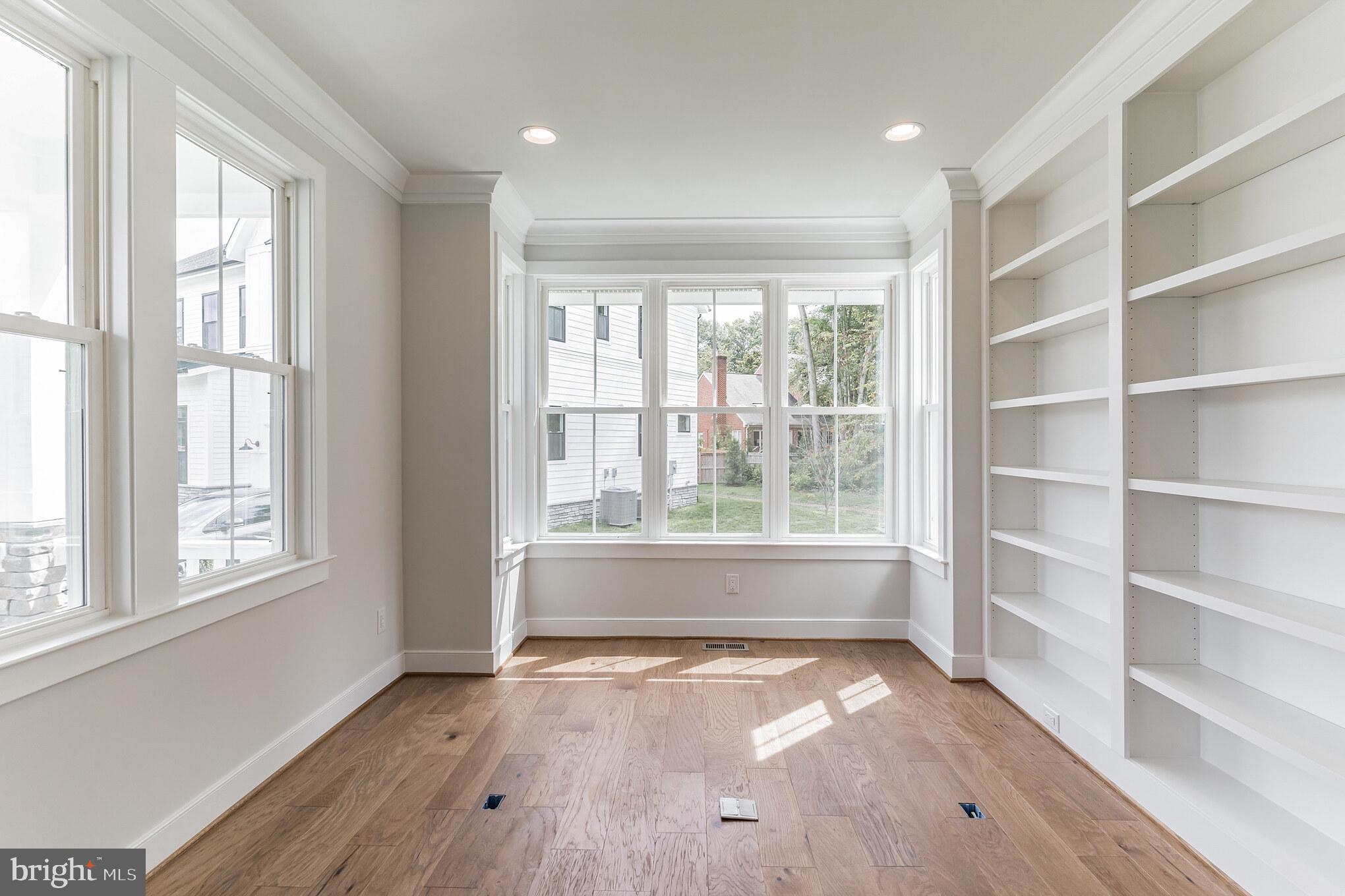 GIBBS OAKWOOD - Residential