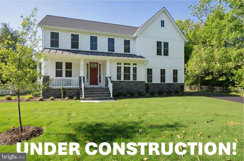 3612 CENTER DRIVE ALEXANDRIA VA 22309