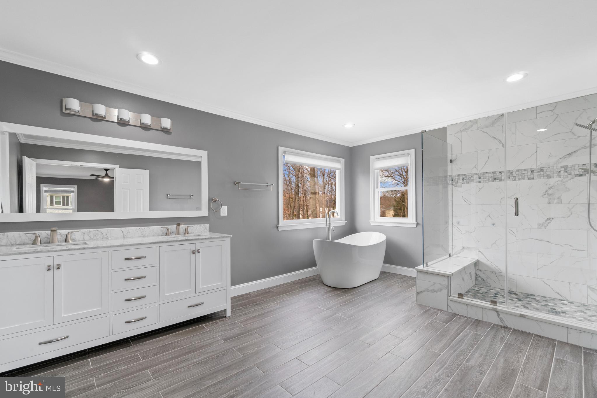 ASCOT WOODS - Residential