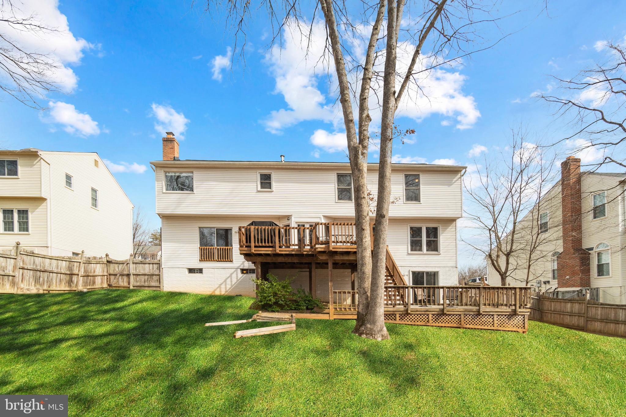 ASCOT WOODS - Residential