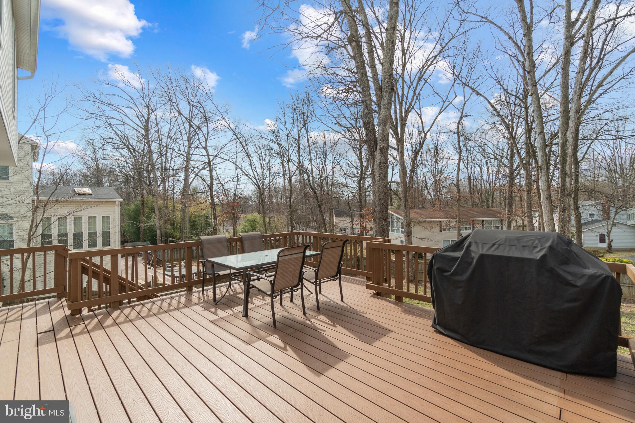 ASCOT WOODS - Residential