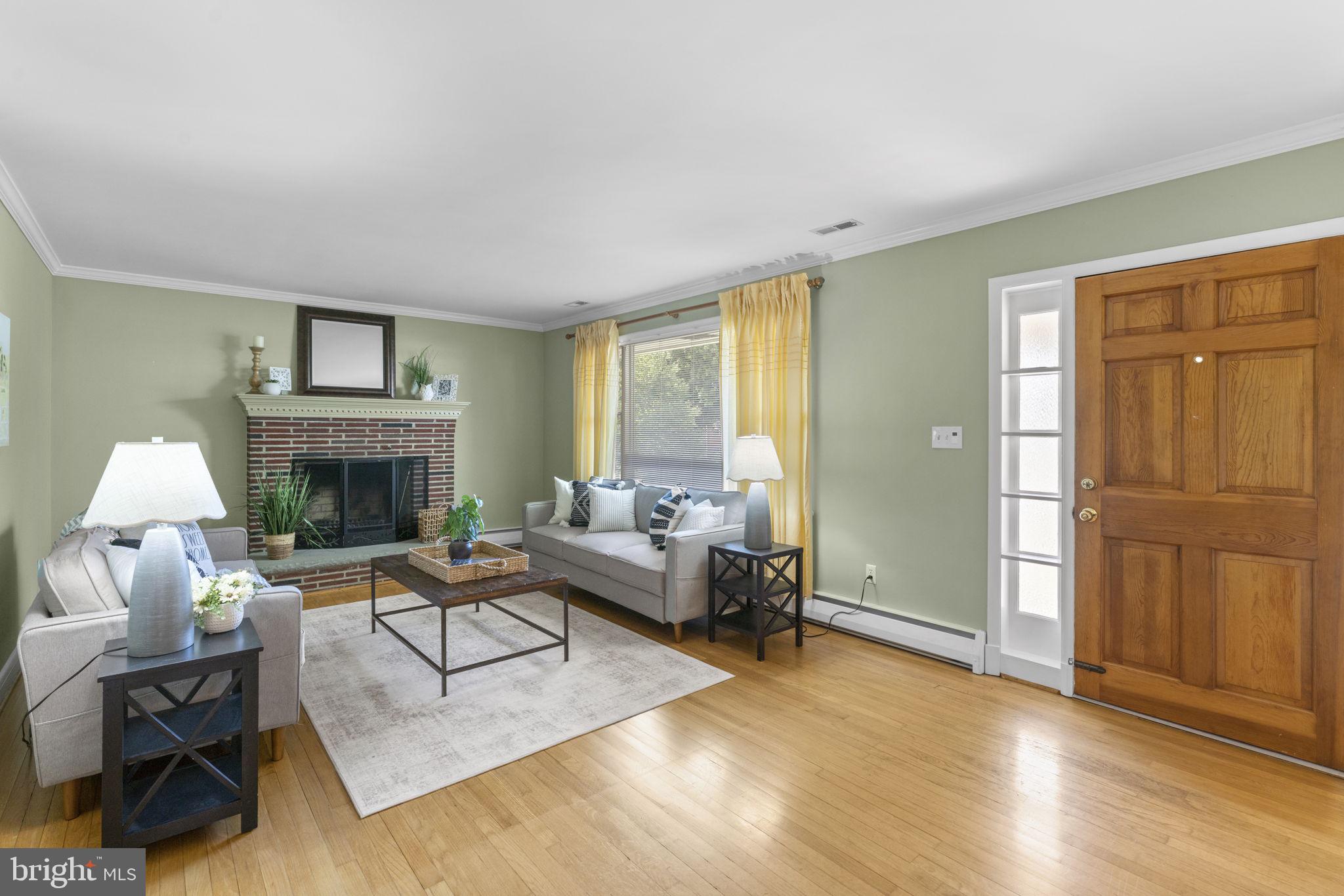 2206 PLEASANT DRIVE