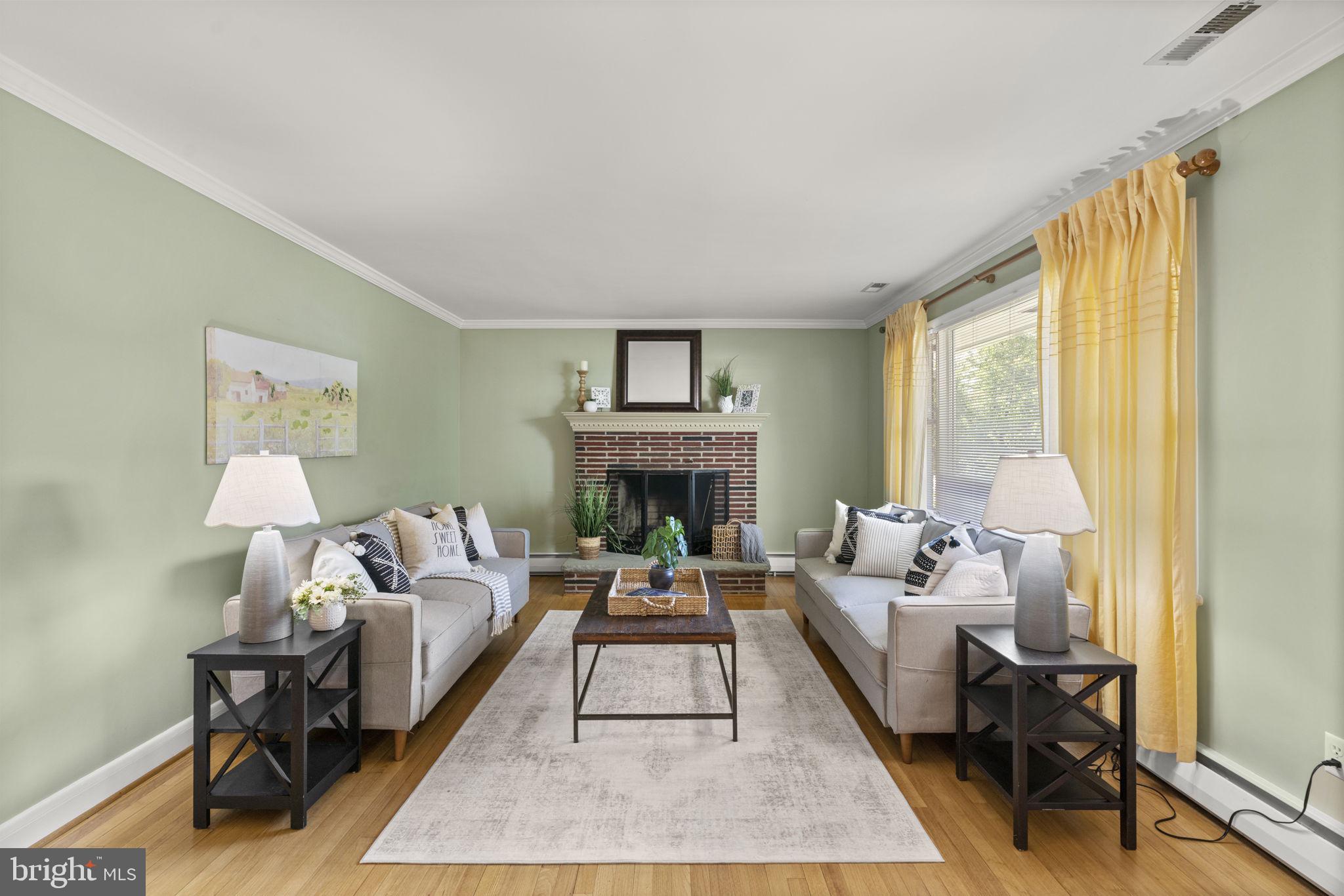 2206 PLEASANT DRIVE