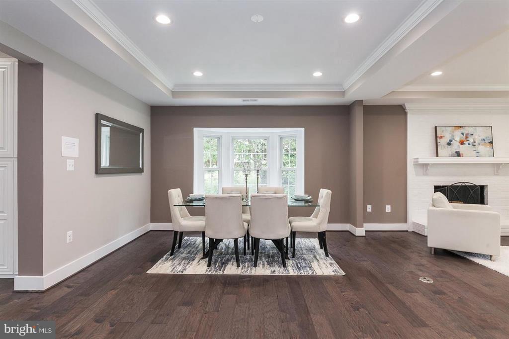 FAIRFAX ACRES - Residential Lease