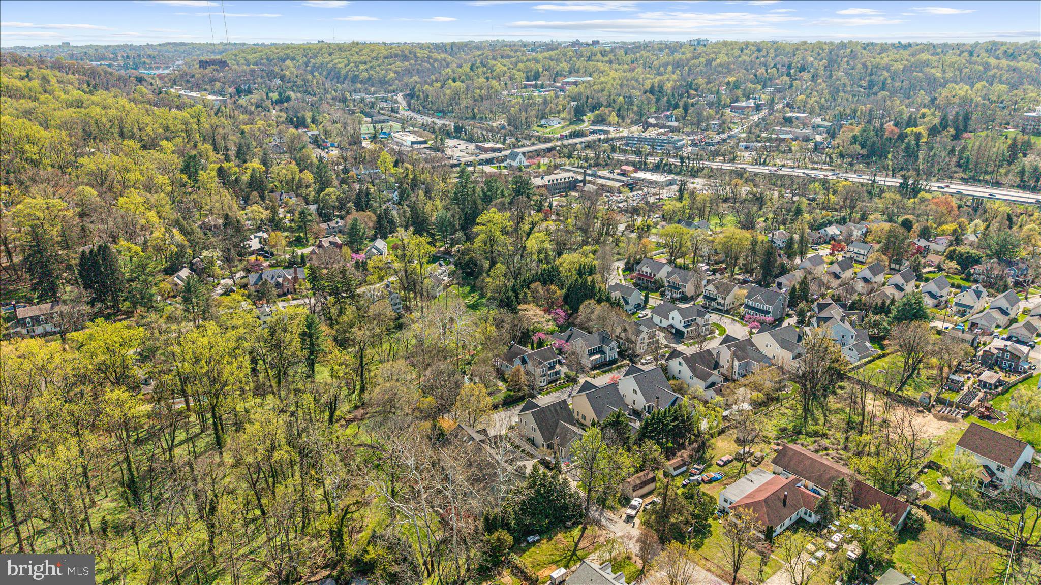 ROLAND PARK - Residential