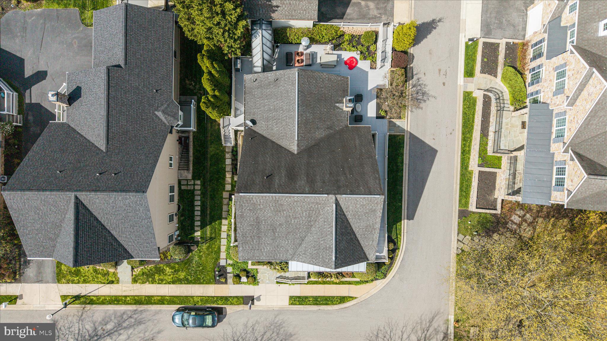 ROLAND PARK - Residential