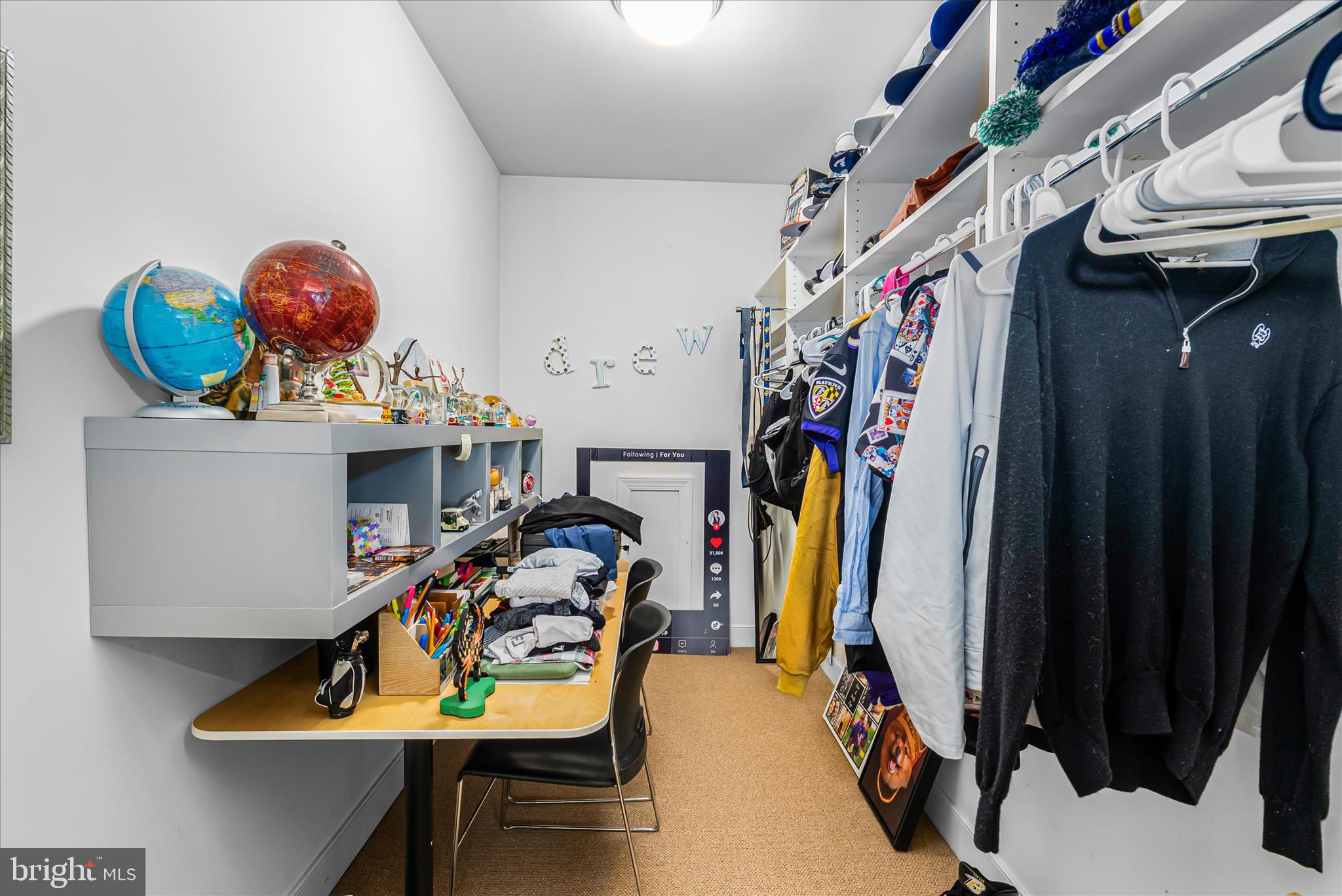 ROLAND PARK - Residential