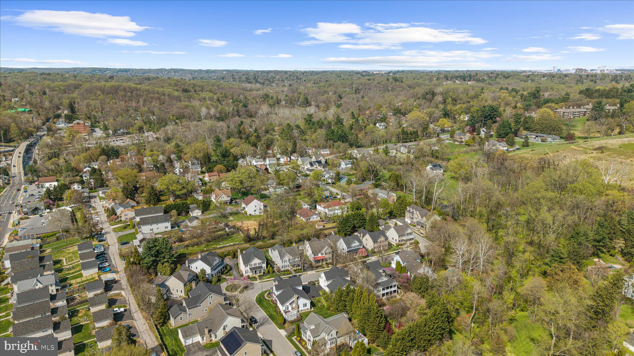 ROLAND PARK - Residential