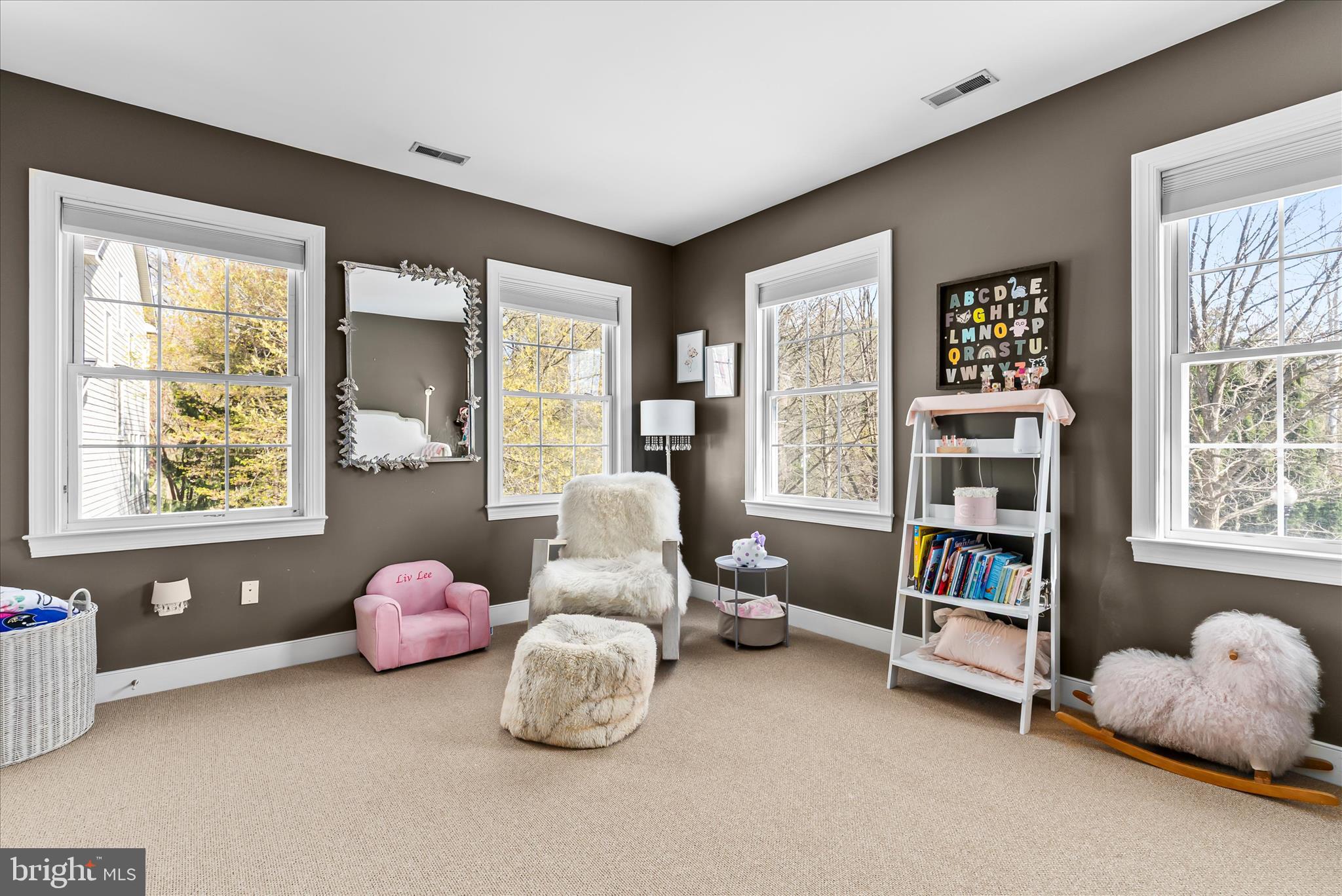 ROLAND PARK - Residential