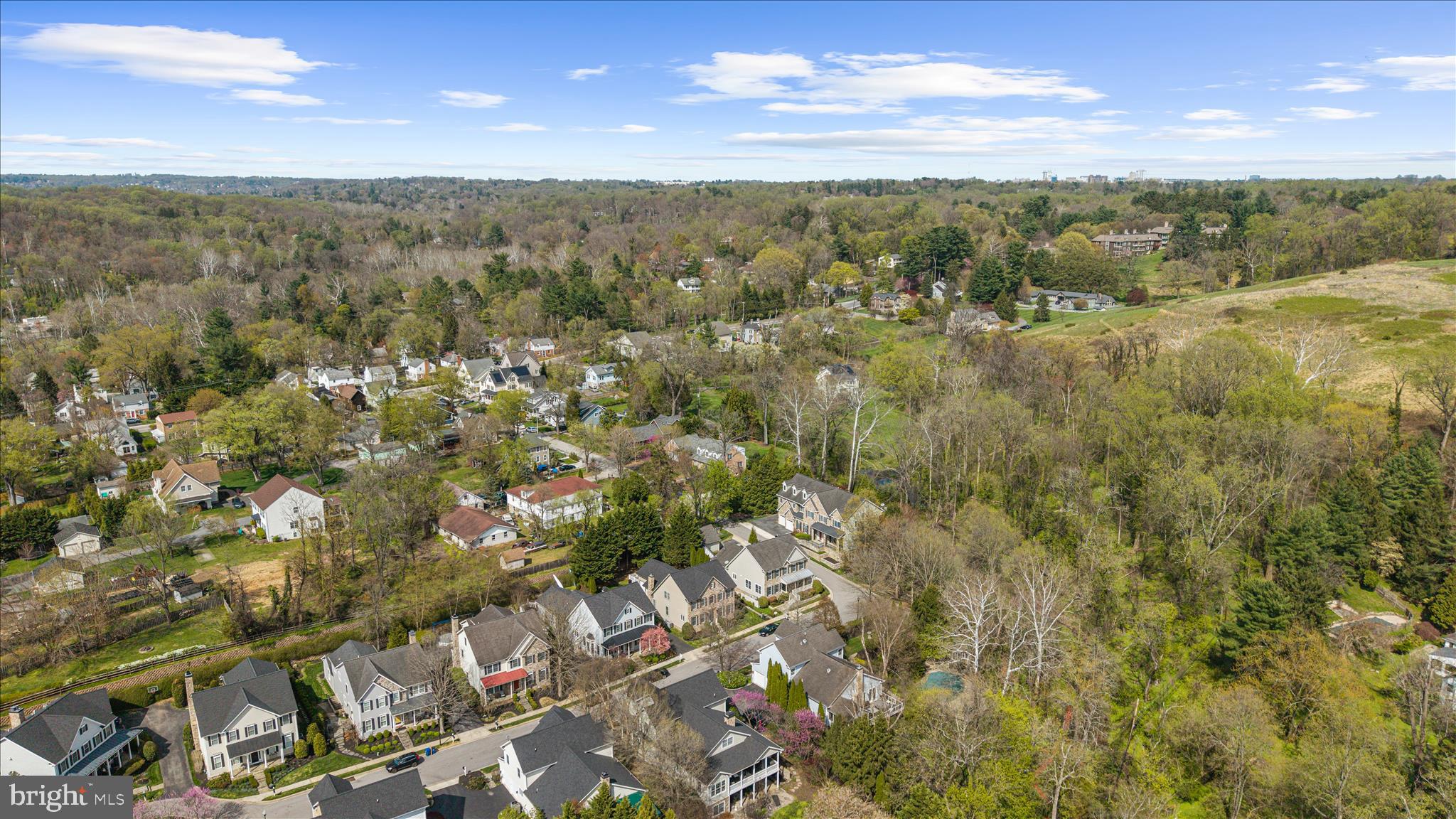 ROLAND PARK - Residential